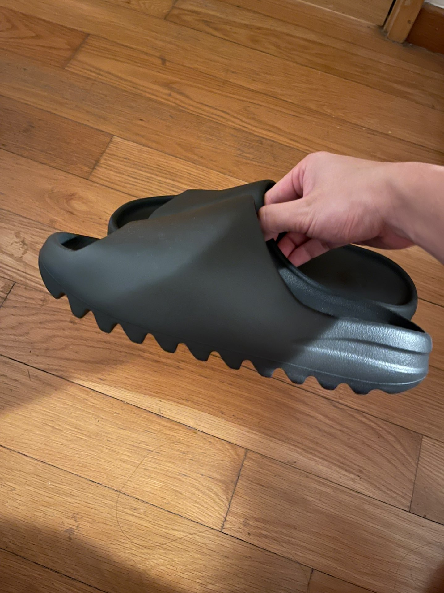 custom review-Adidas Originals Yeezy Slide ЭВА Слипоны Унисекс Черный