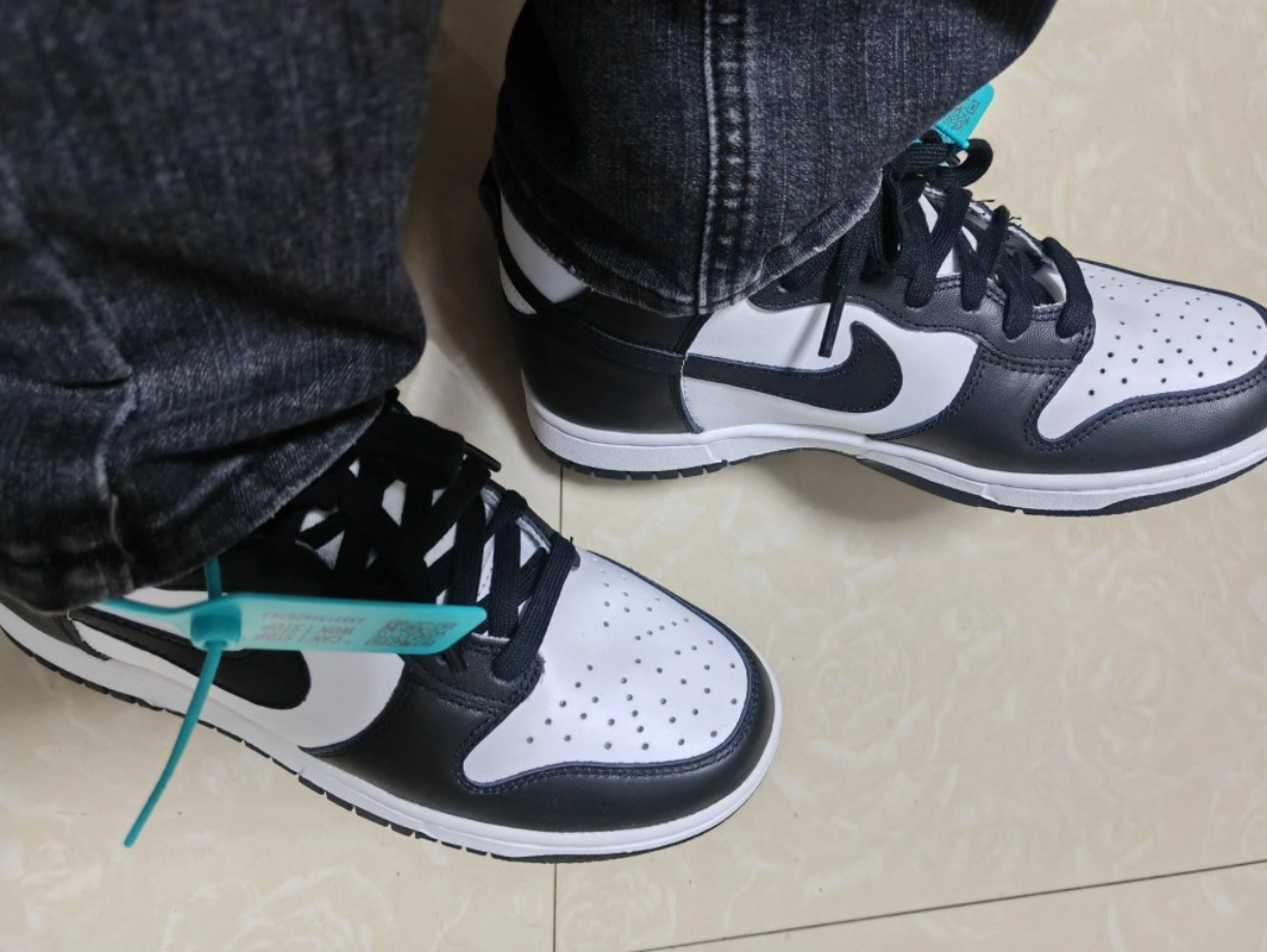 custom review-Nike Dunk High Panda 2021 Women's