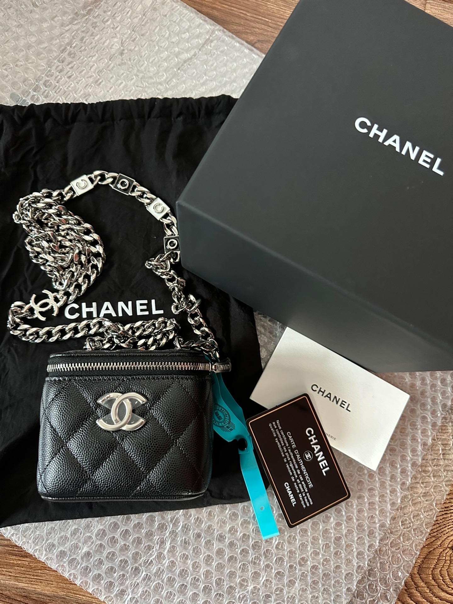 chanel香奈儿荔枝牛皮珐琅盒子