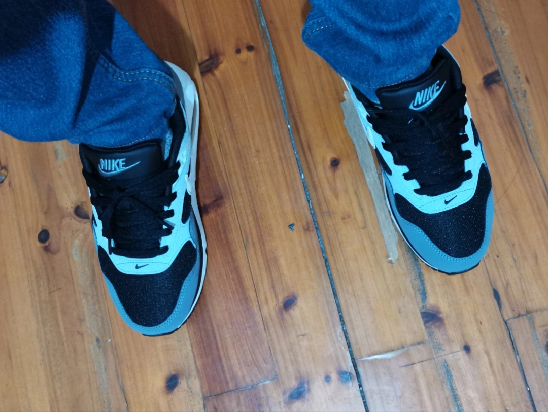 custom review-Nike Air Max Correlate Black White