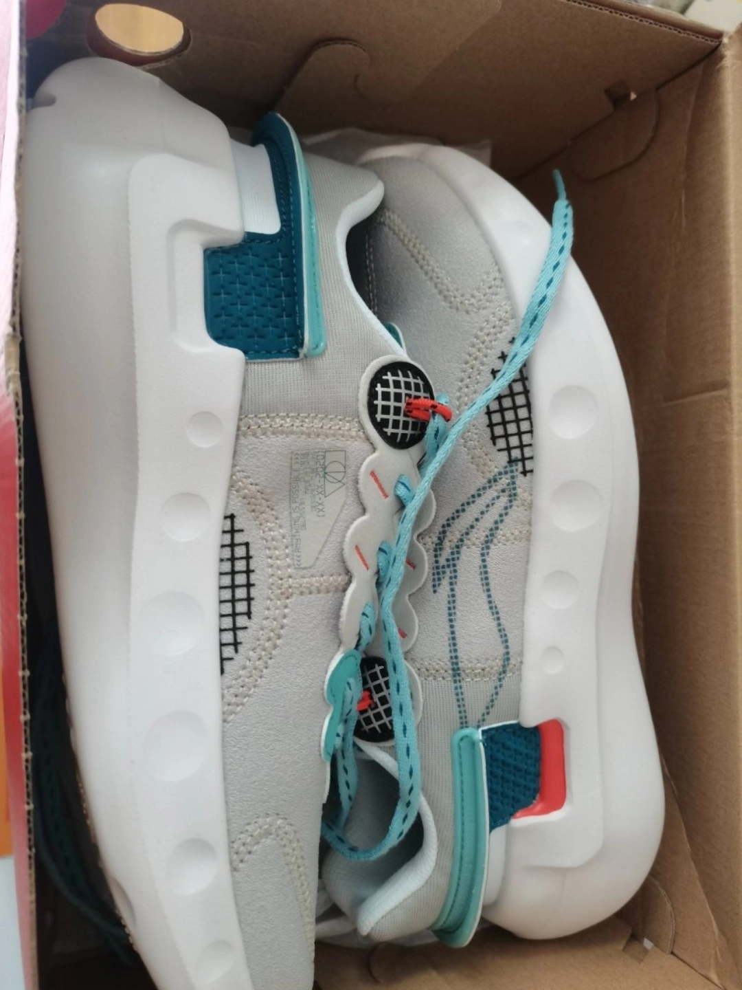 李宁逍遥,颜值在线,适合休闲跑步,价格实惠