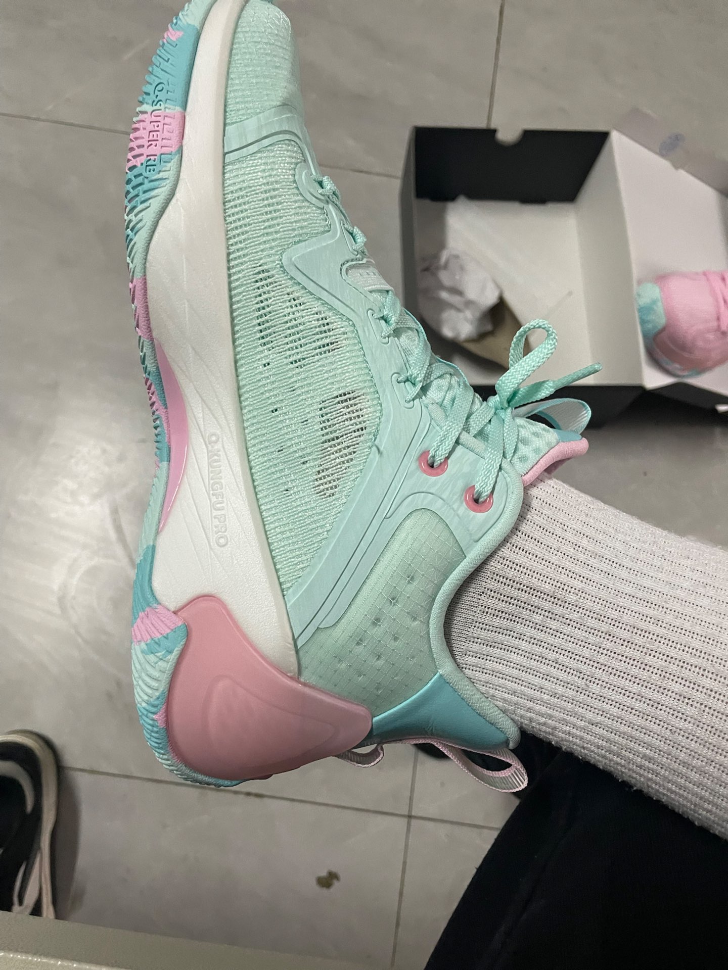 custom review-QIAODAN Poison Tooth Pro SE Basketball Shoes Men's Low top Pink