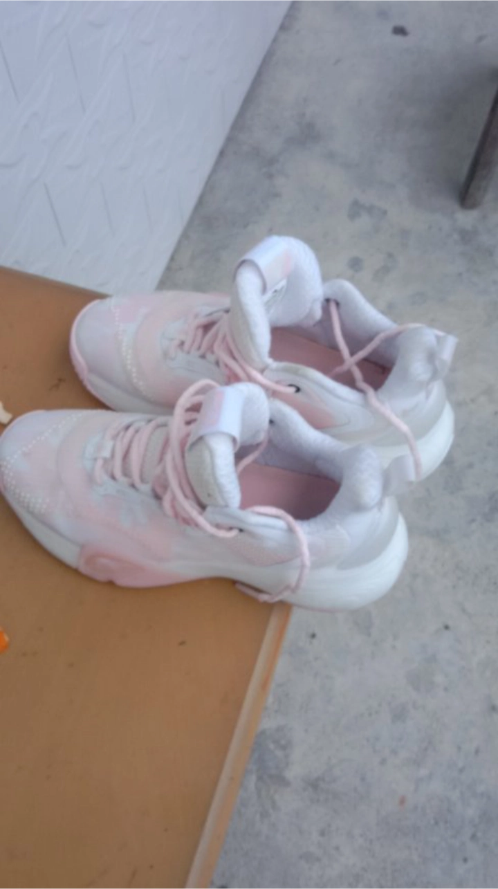 custom review-Anta Bubble Bomb Performance Basketball Shoes Women's Pink White
