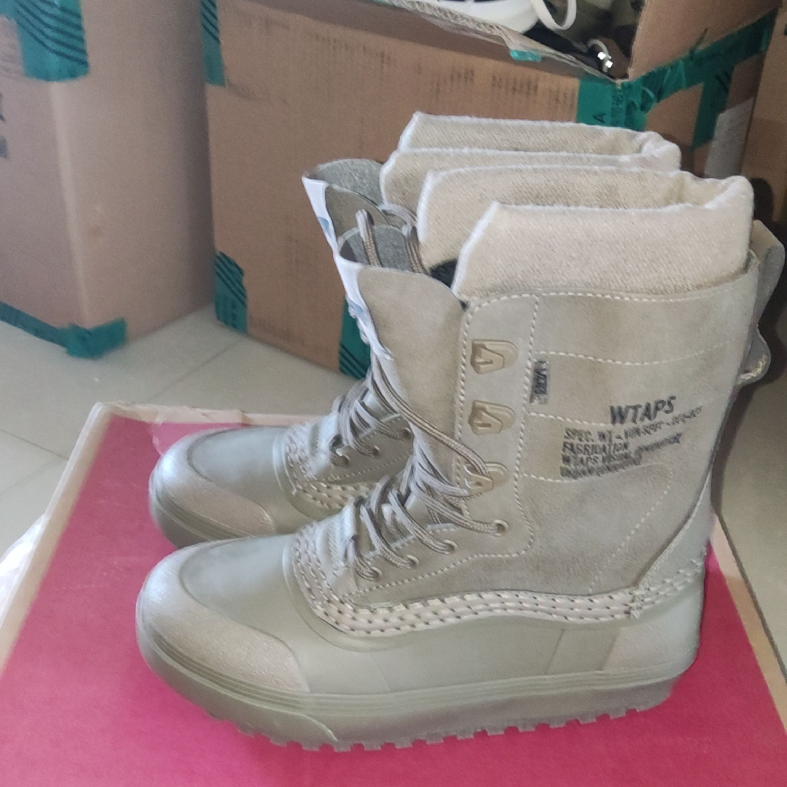 vans wtaps 雪地靴