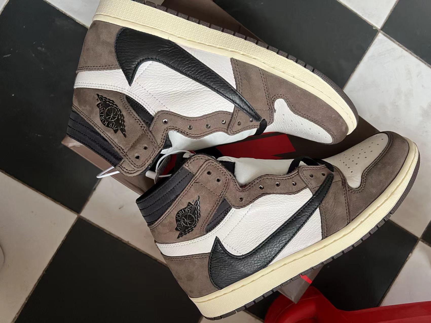 custom review-JORDAN 1 Retro High Og Sp Travis Scott Mocha