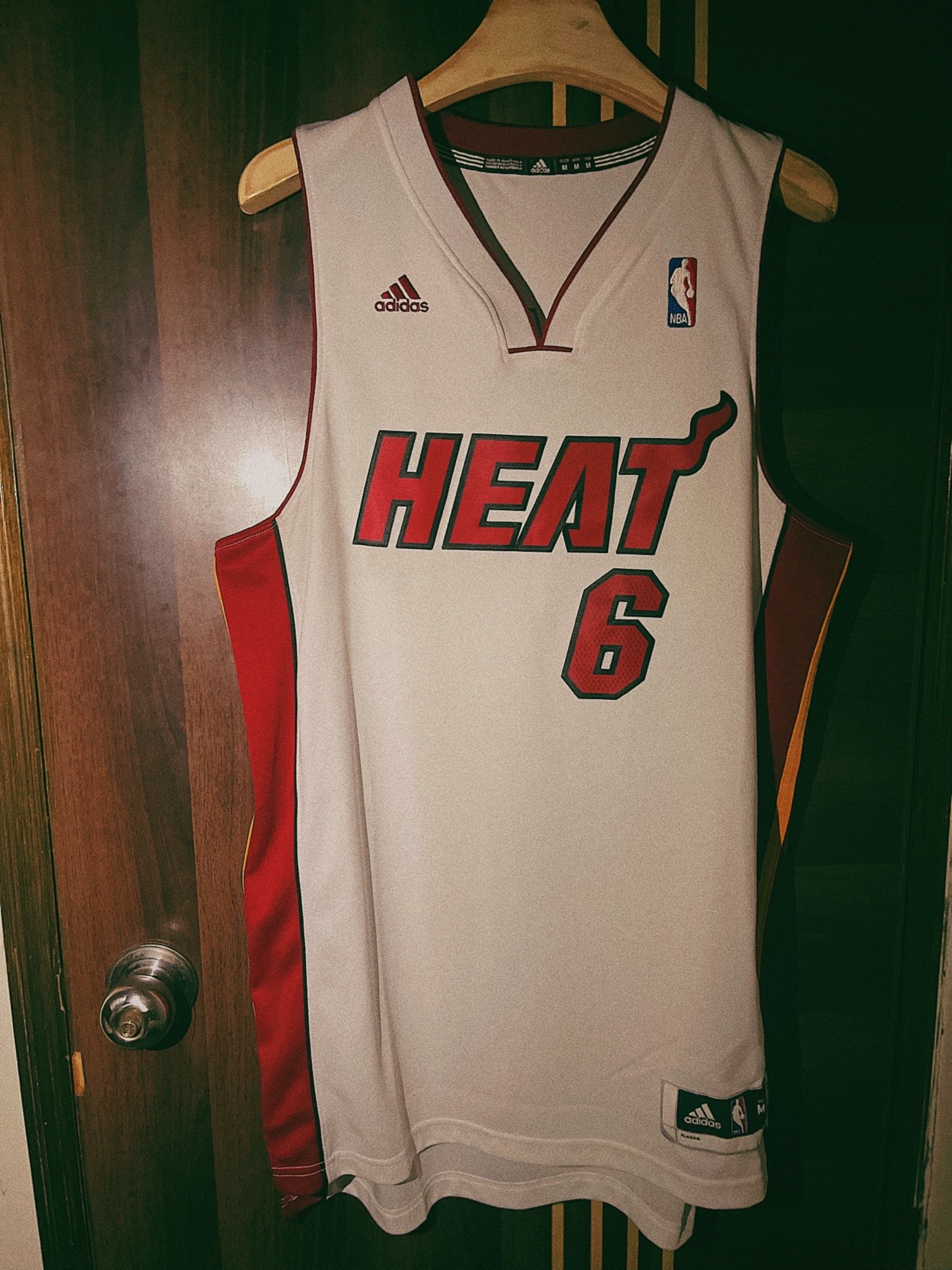 勒布朗詹姆斯热火队主场sw球衣