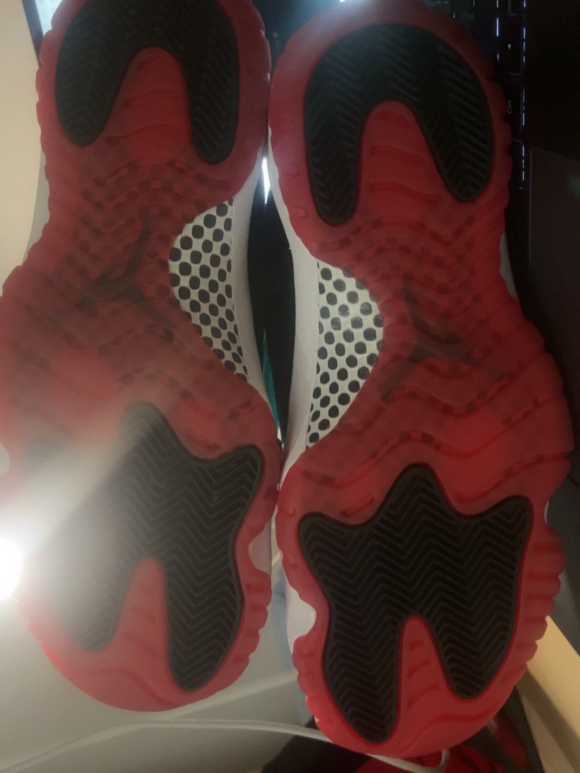 custom review-Air Jordan 11 Retro 'Bred' 2019