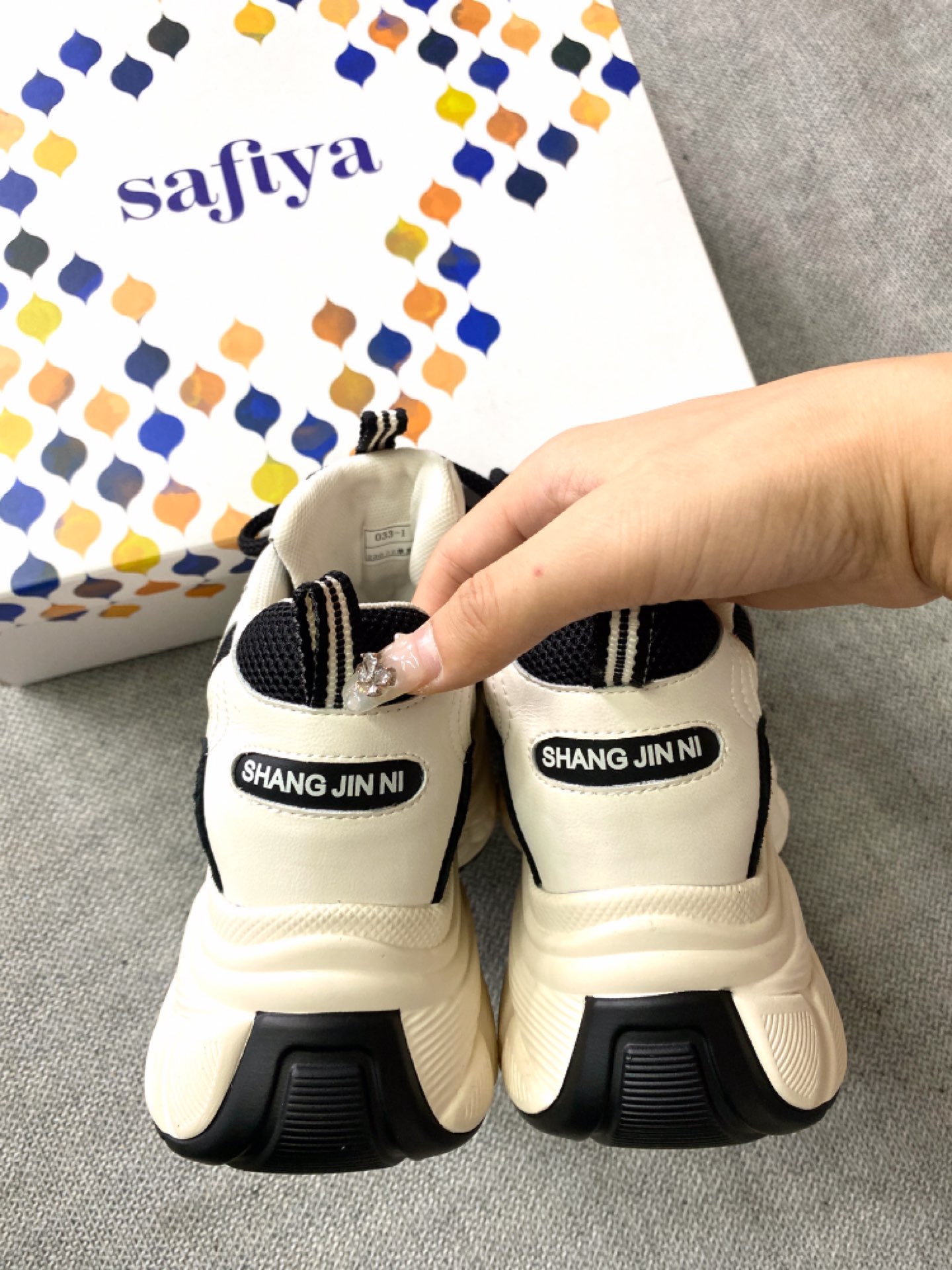 黑白老爹鞋!时尚潮流经典款!