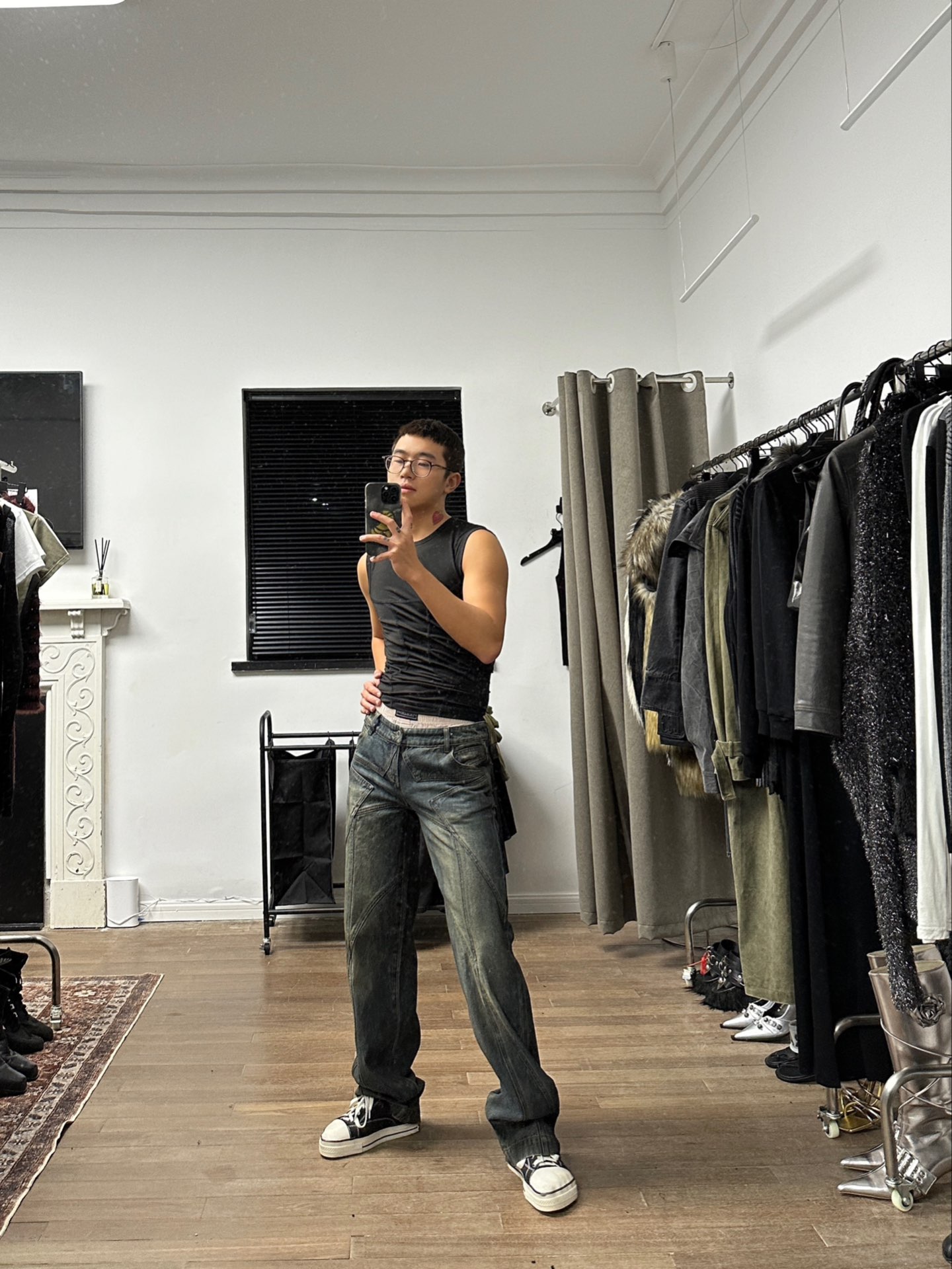 今日ootd 男生低腰裤穿法搭配