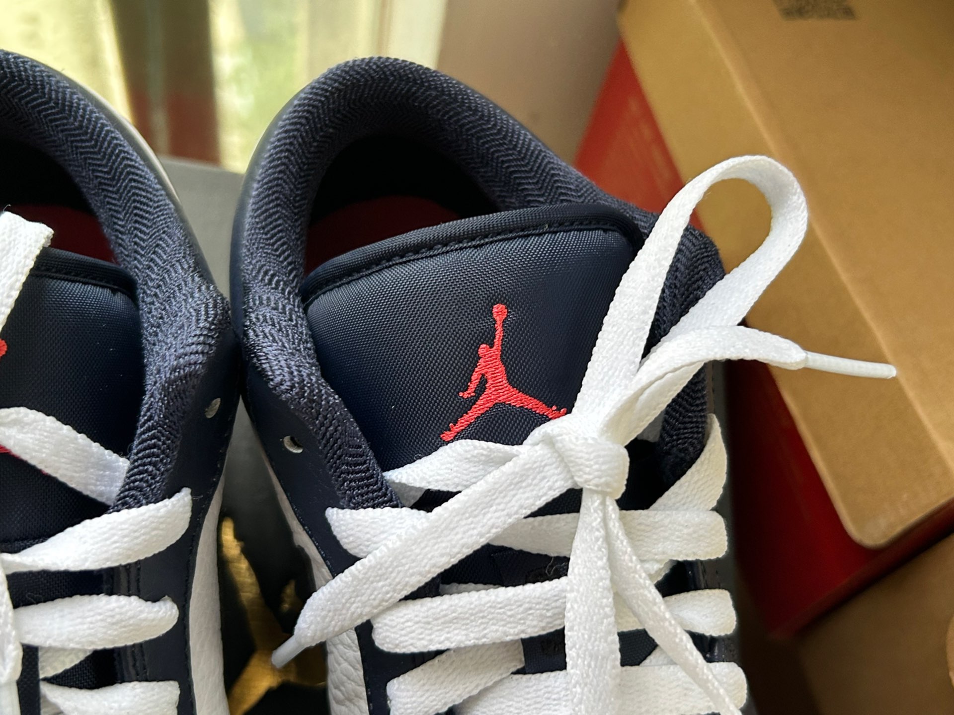 custom review-JORDAN 1 Low Obsidian Ember Glow