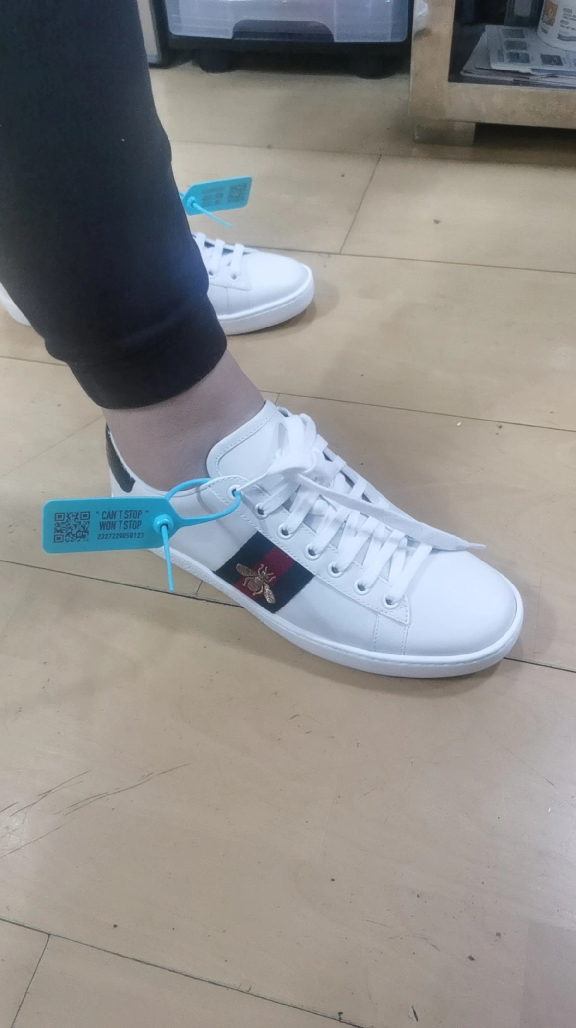 custom review-GUCCI Women's Ace Embroidered 'Bee' Women's