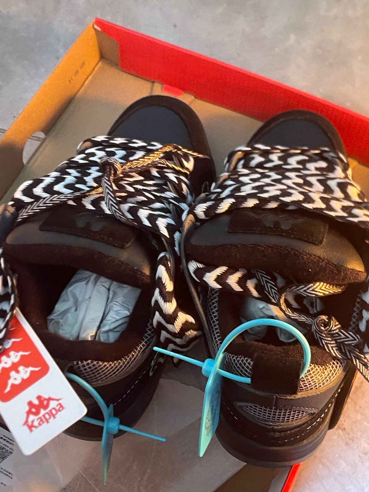 custom review-Kappa Fatty Black