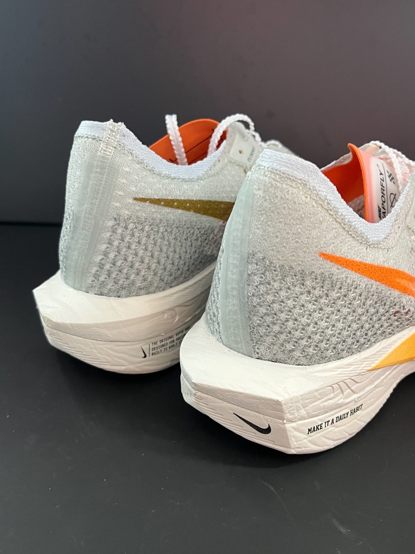 nike vaporfly 3白灰橙|活力竞速跑鞋94