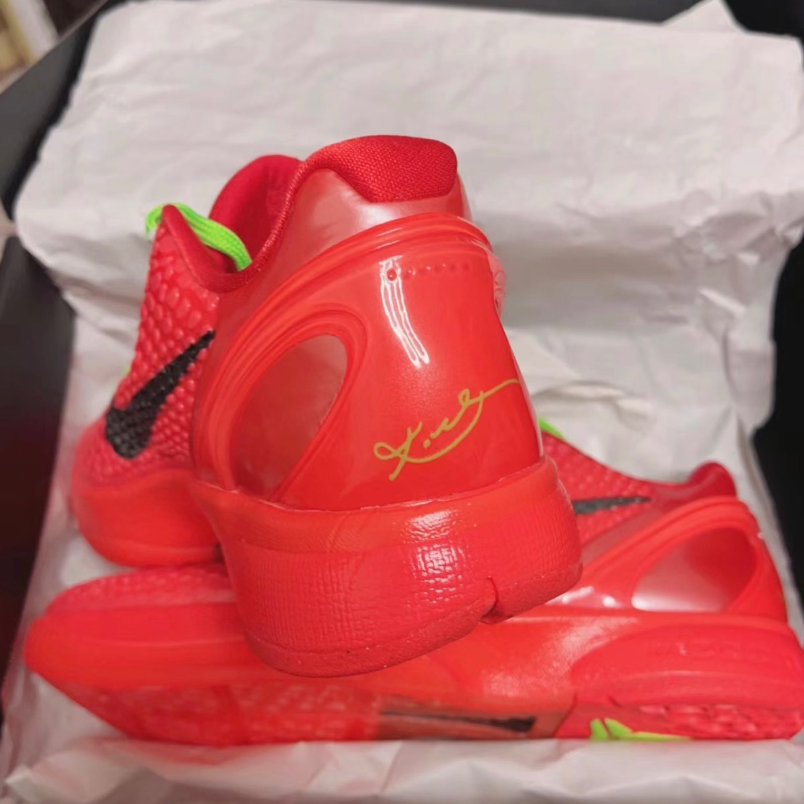 custom review-Nike Kobe 6 Protro Reverse Grinch GS