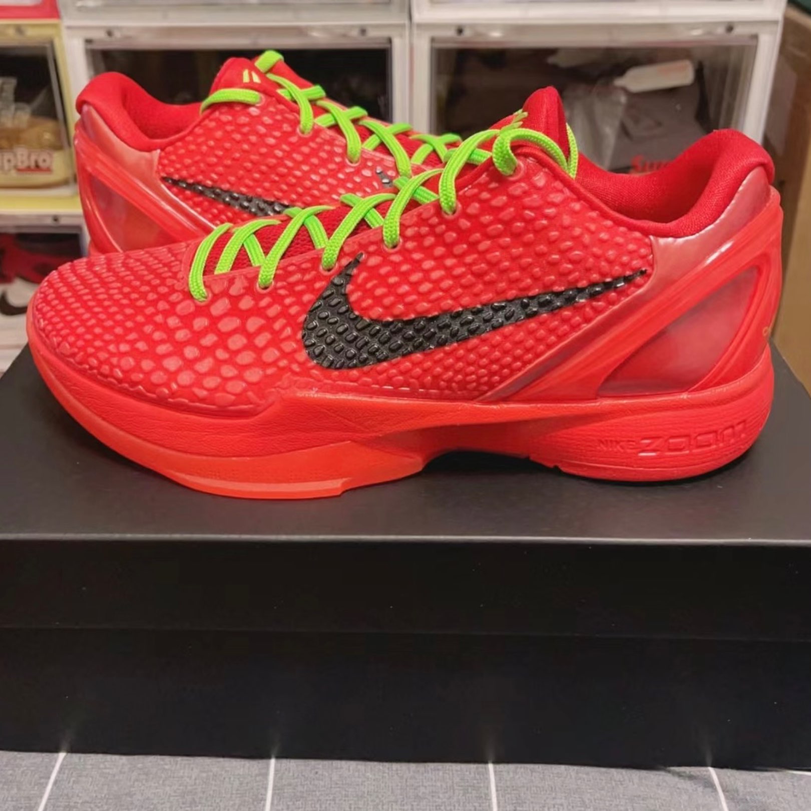 custom review-Nike Kobe 6 Protro Reverse Grinch GS