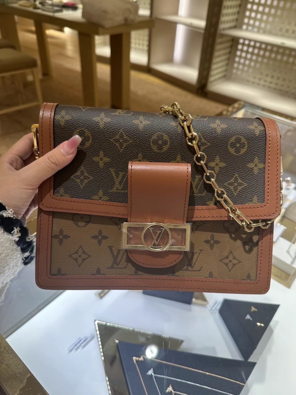 lv达芙妮中号老花链条包