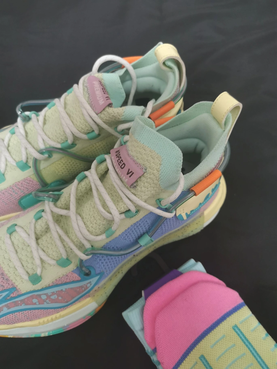 李宁闪击6圣诞节