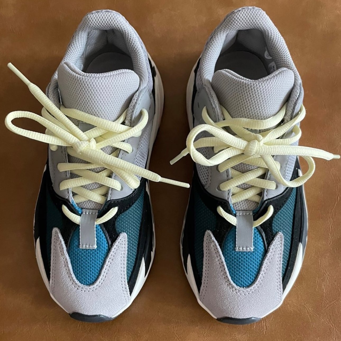 custom review-Adidas Yeezy Boost 700 'Wave Runner' 2022