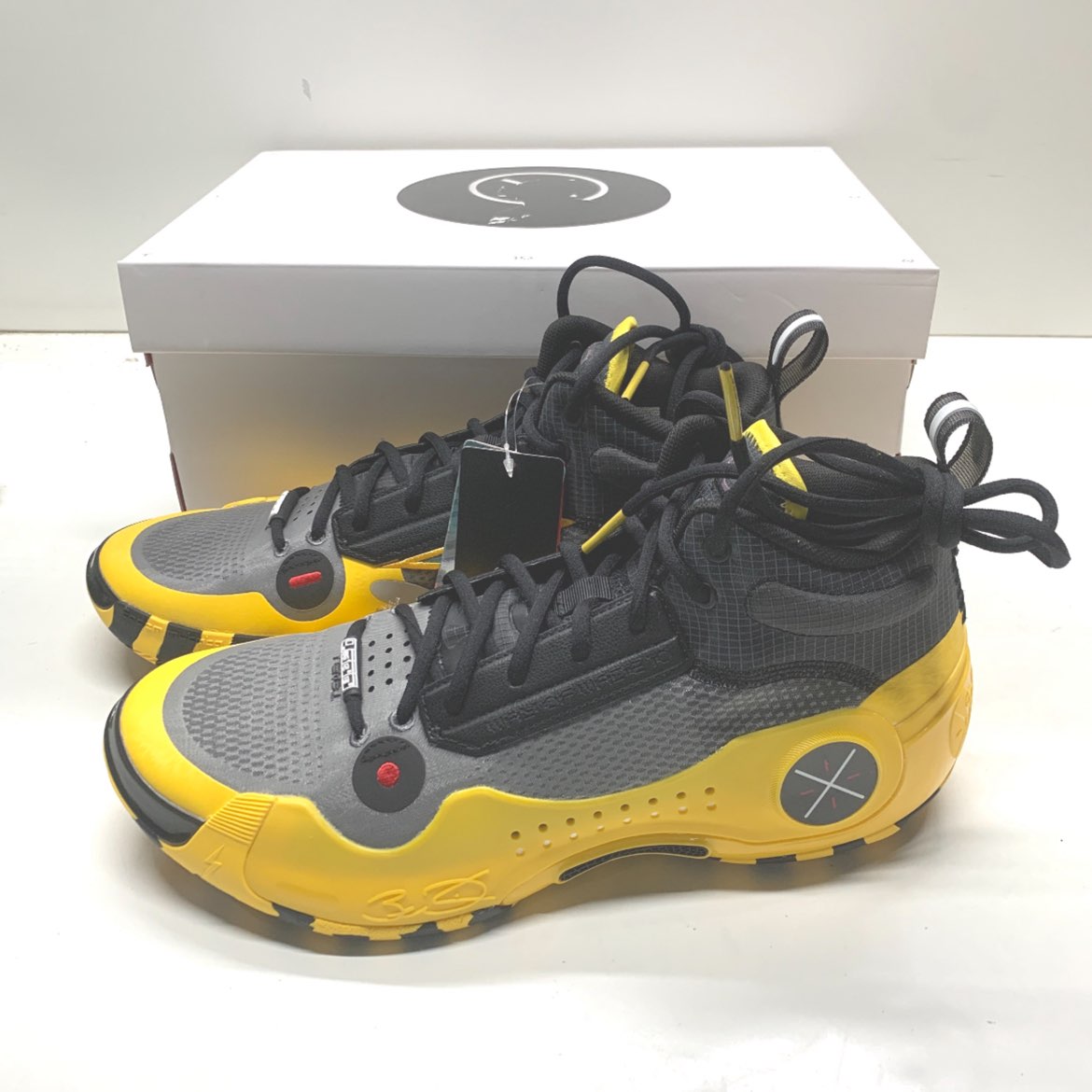 custom review-LINING Way Of Wade 10 - Caution