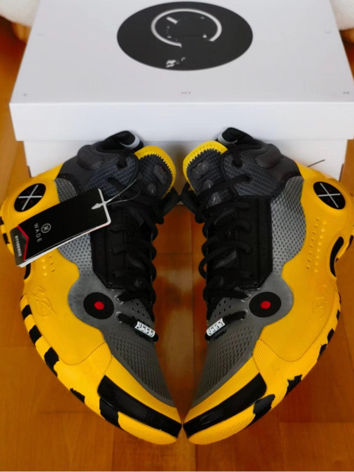 custom review-LINING Way Of Wade 10 - Caution