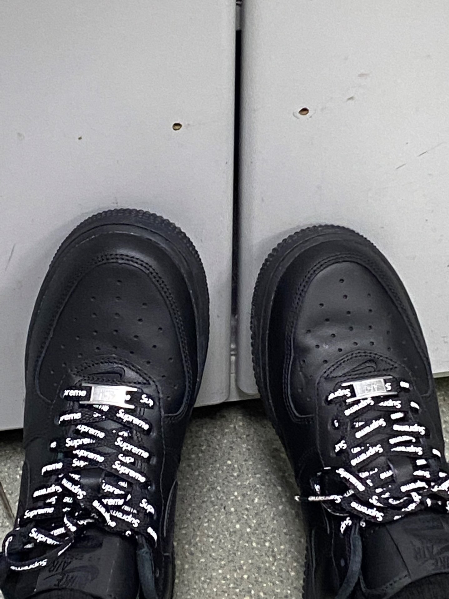 custom review-Nike Air Force 1 Low Supreme Black