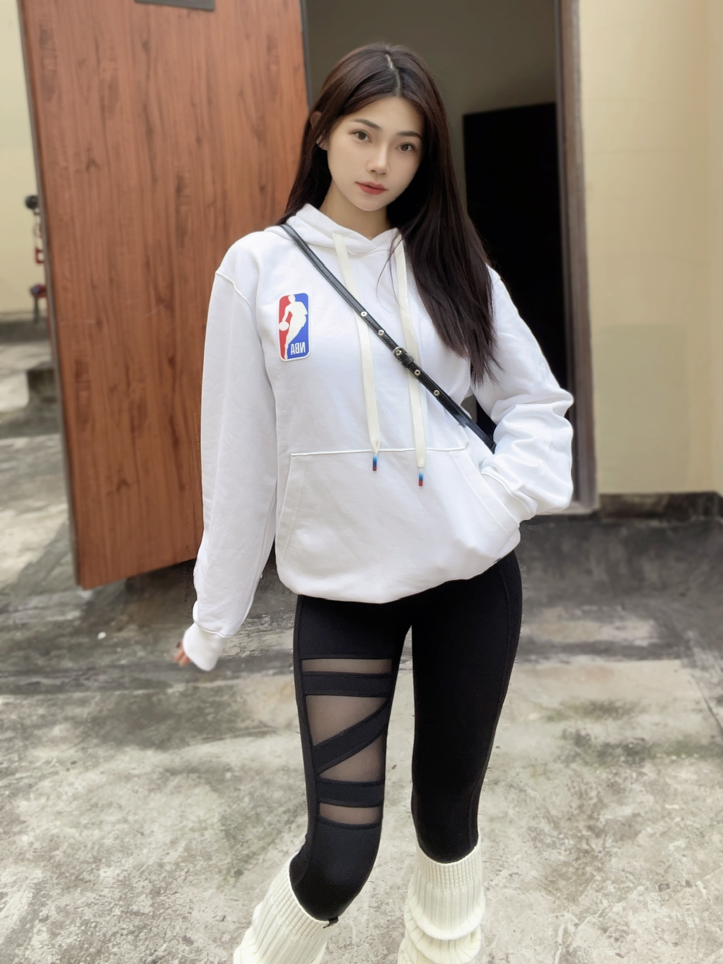 冬日风度运动穿搭公式🎧卫衣➕瑜伽裤