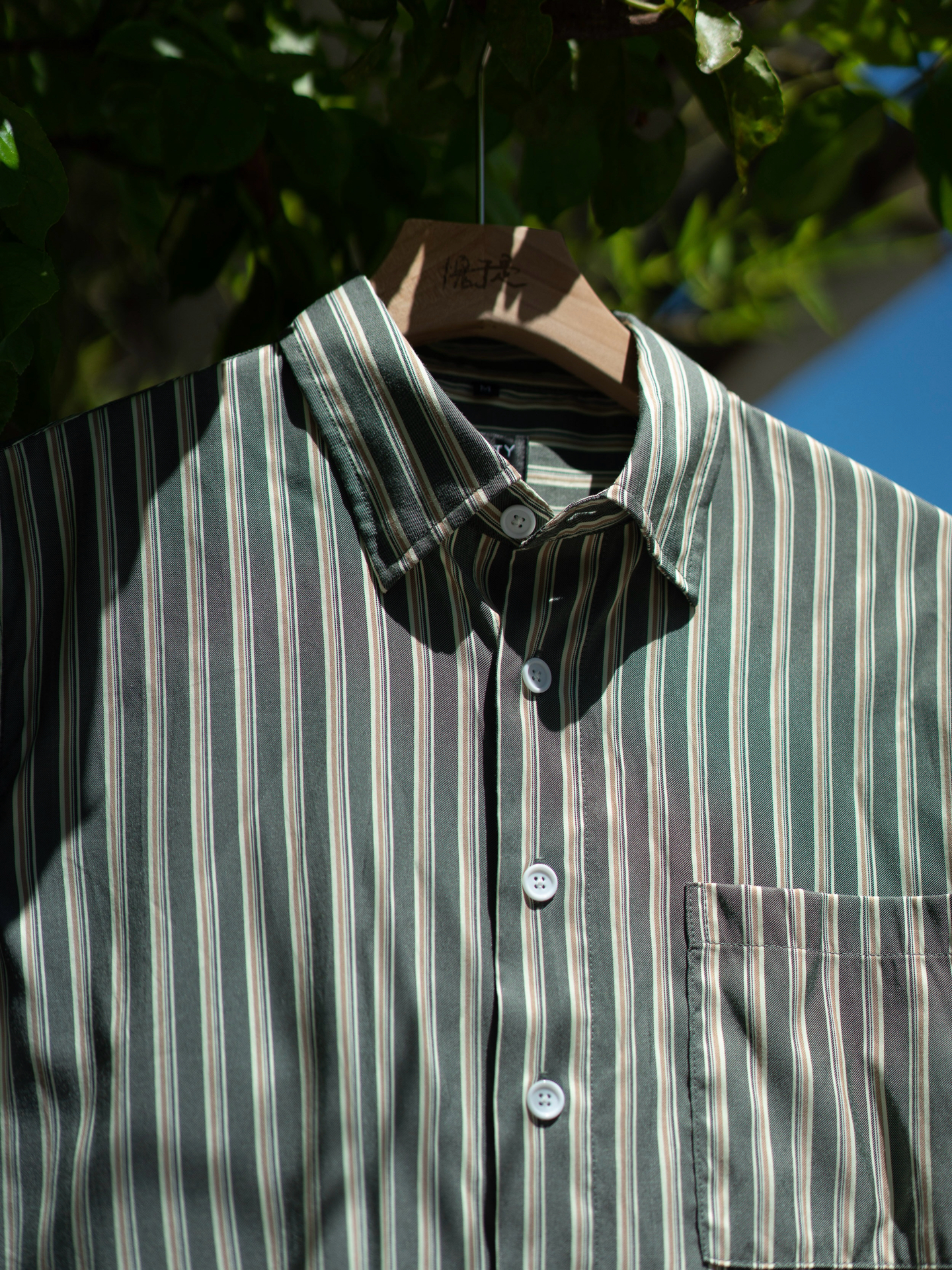 衣服:liberty kostume #晒晒你的通勤条纹衬衫 #衬衫推荐 #休闲百搭