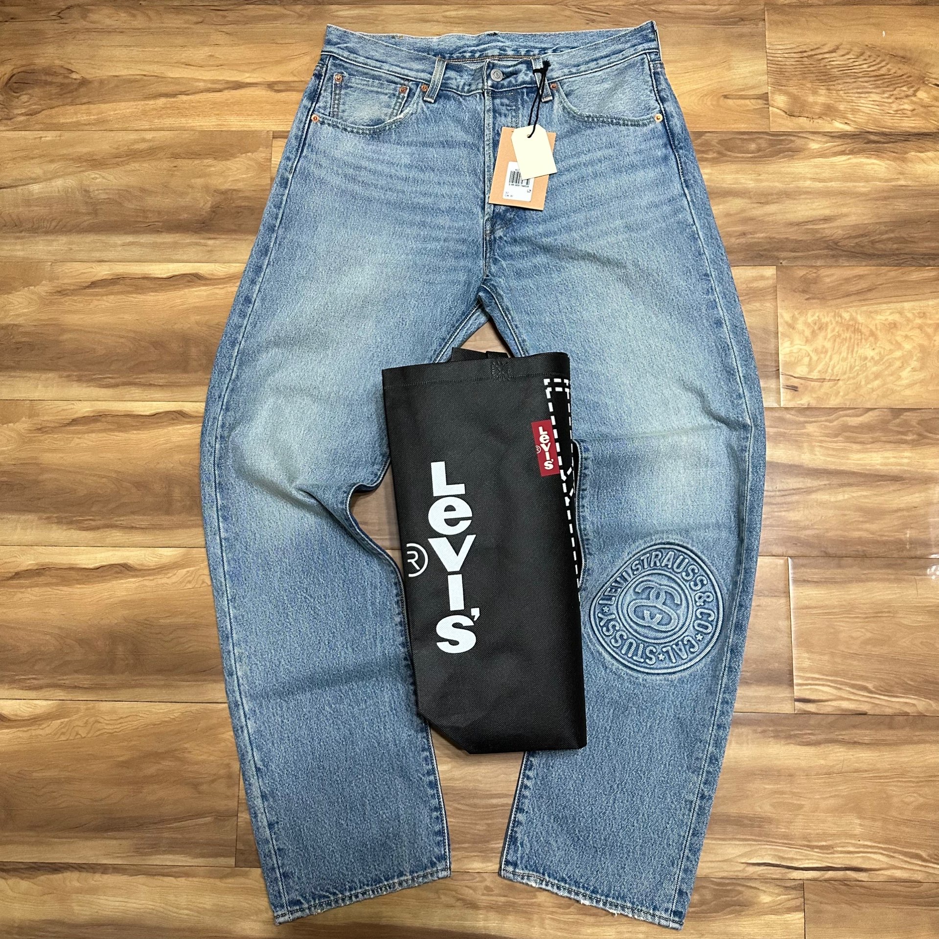 дубликаты часов-levis,высококачественнаярепликамужскогопарфюма