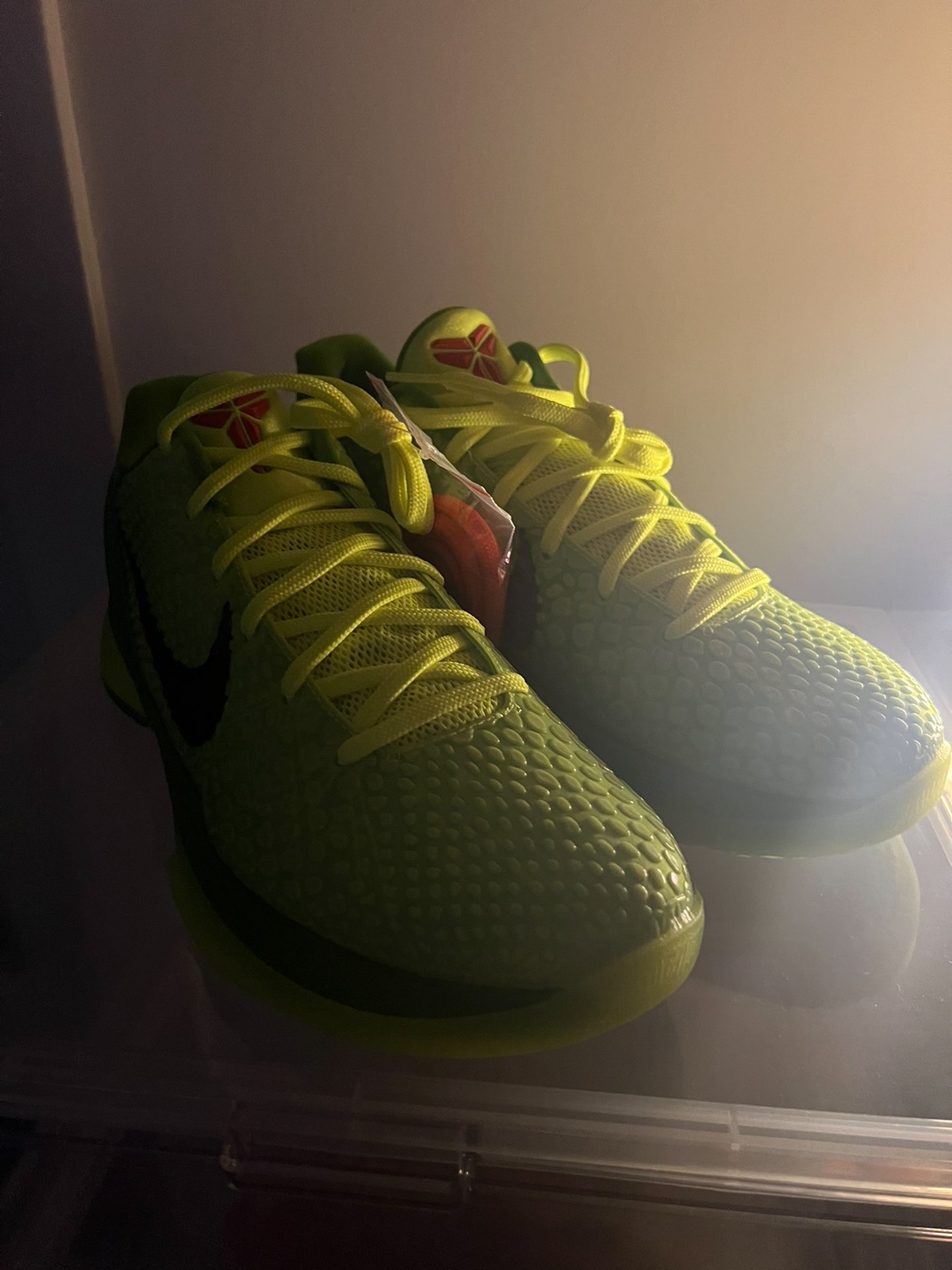 custom review-Nike Zoom Kobe 6 Protro Grinch 2020