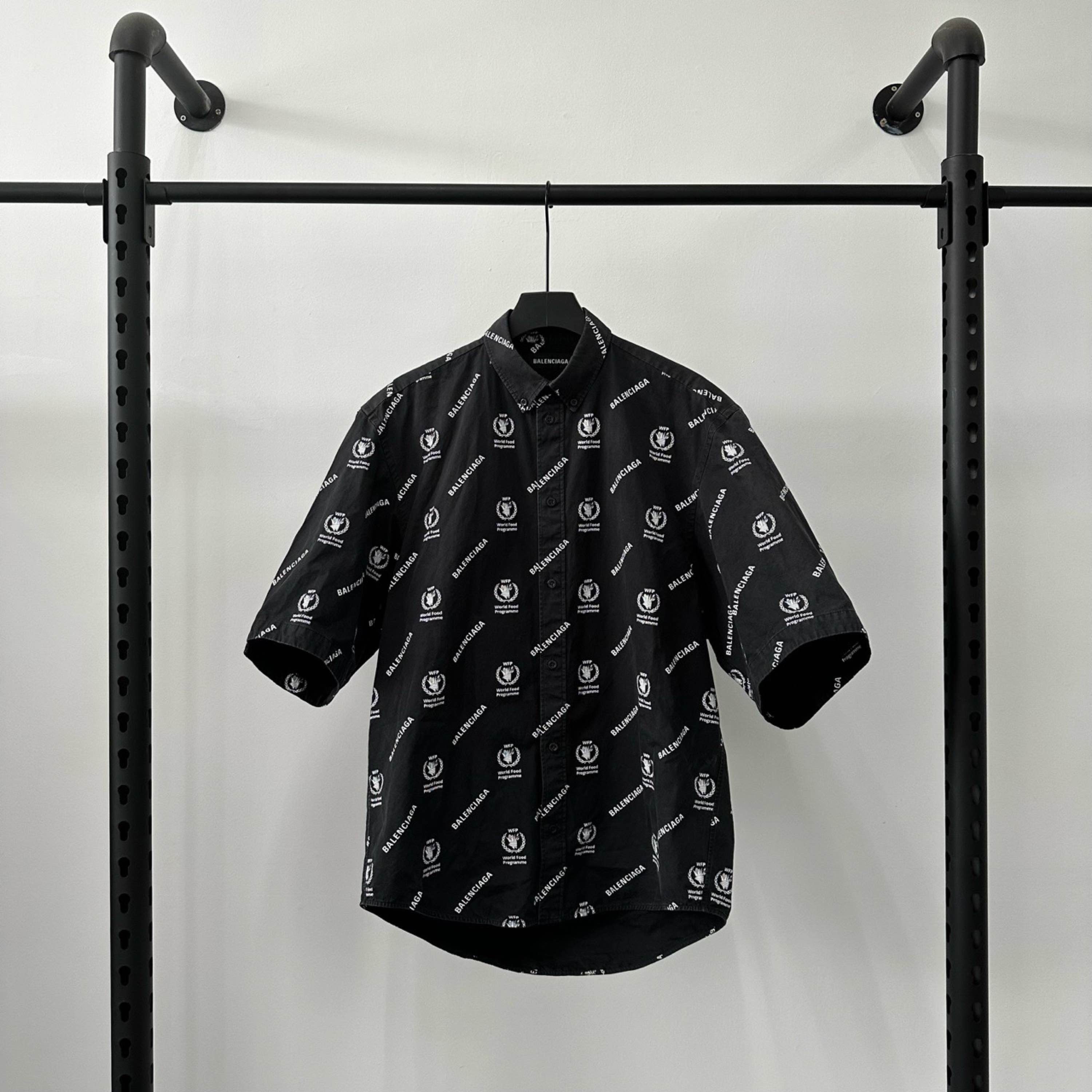balenciaga 巴黎世家ss20 wfp慈善联名满印logo短袖衬衫