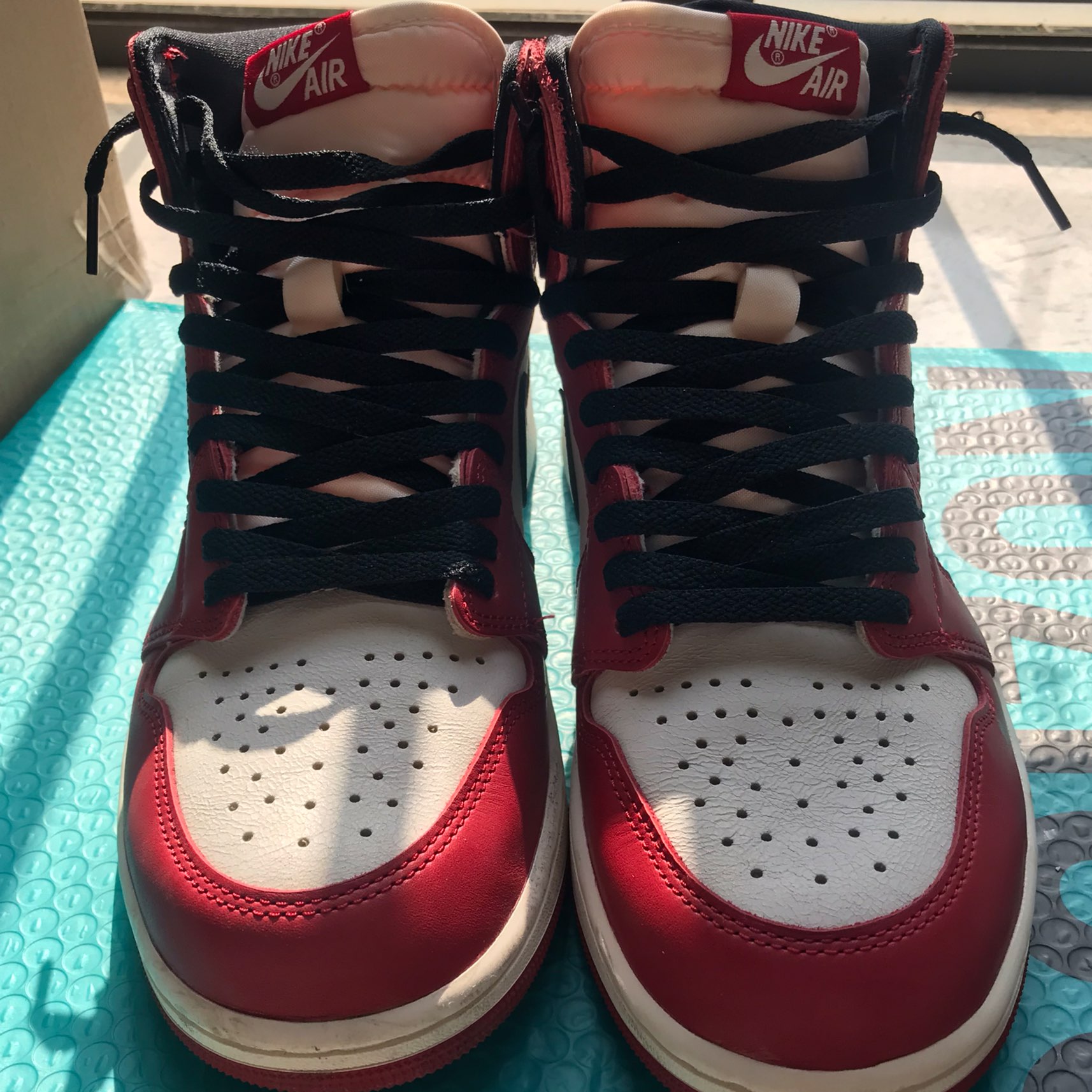 custom review-JORDAN 1 Retro High Og Chicago Lost And Found