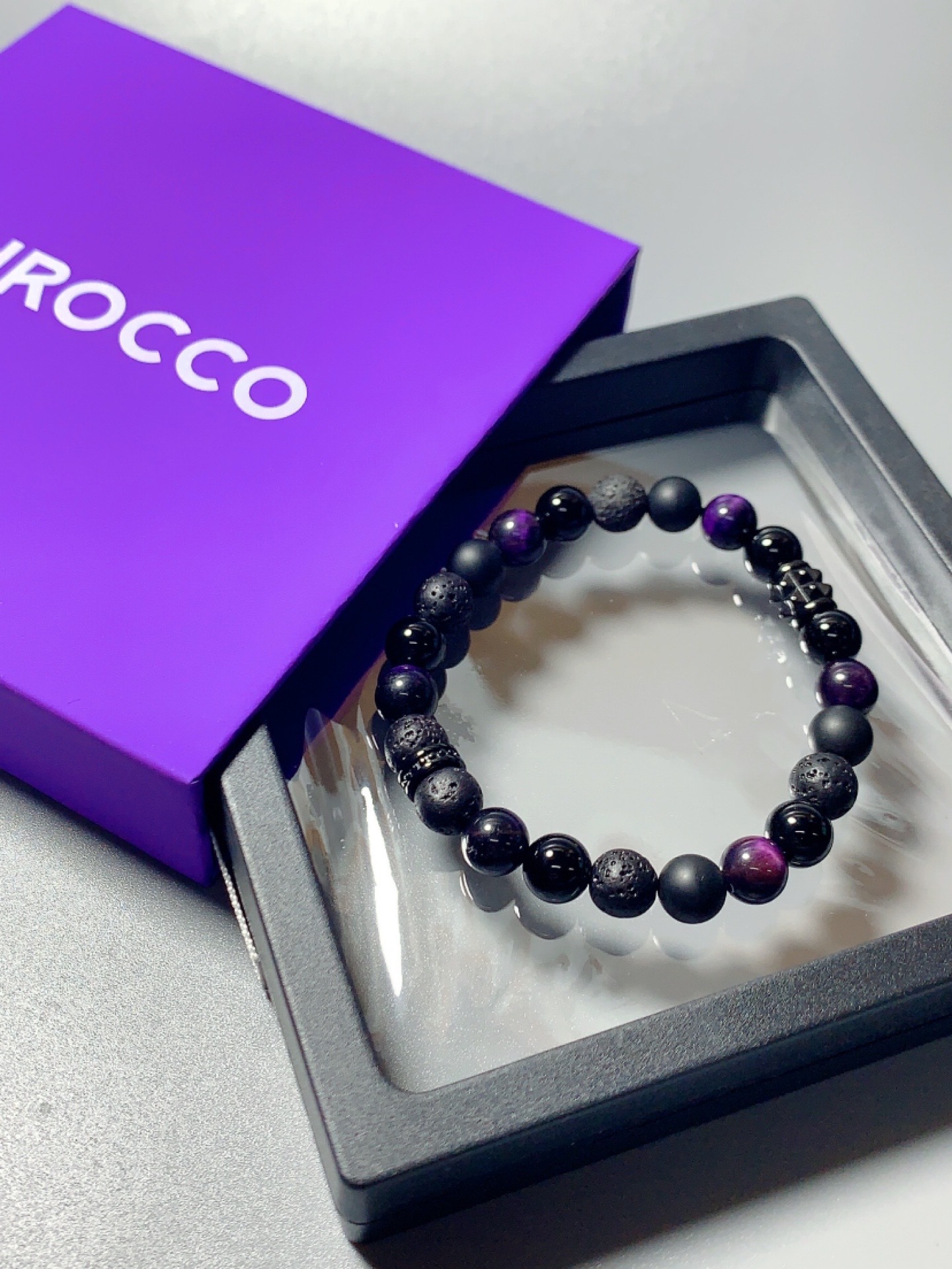 cirocco这款手串黑色之间相交
很赞国潮风手串～
拿它送给男朋友再