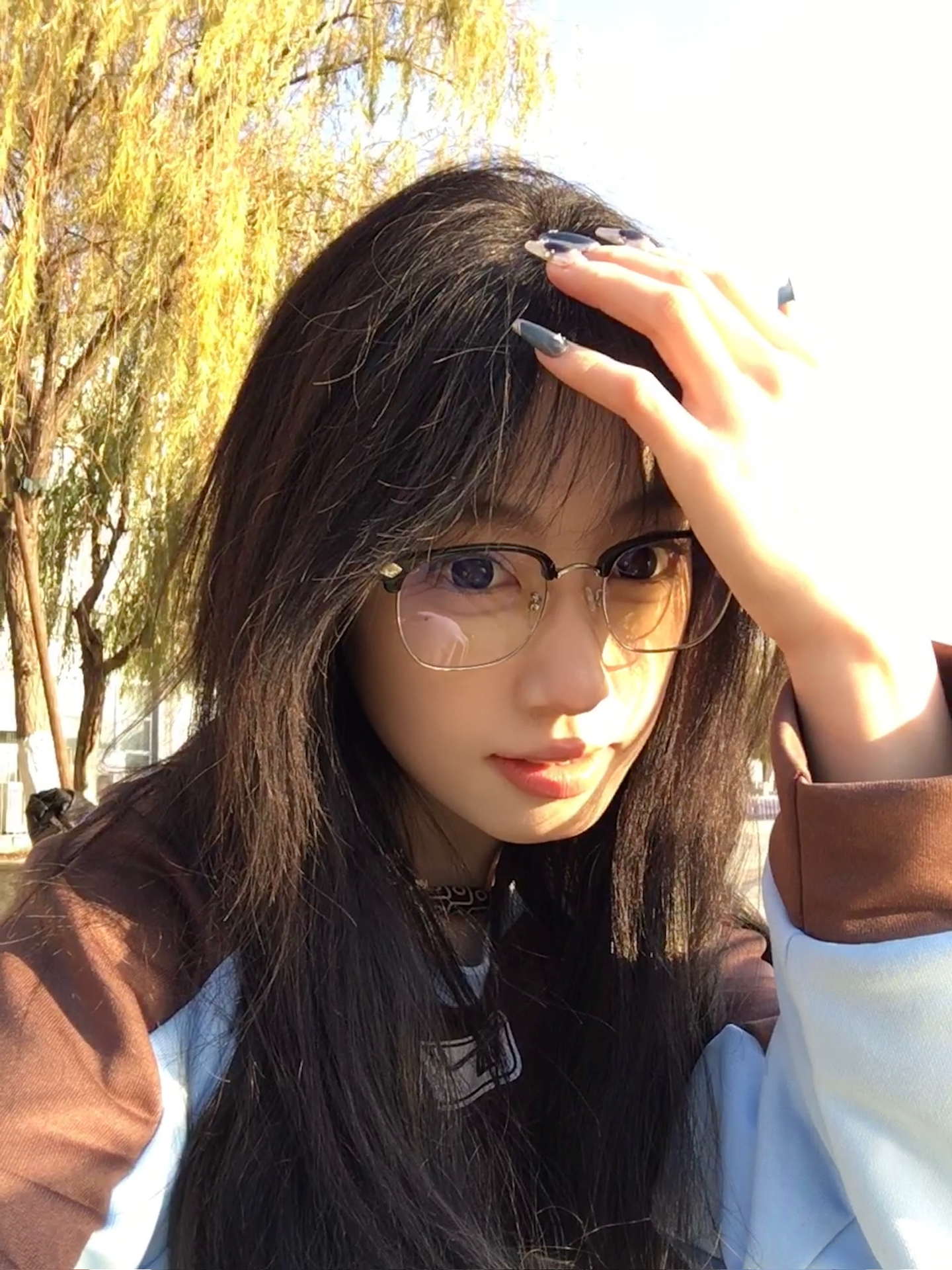 戴半框眼镜 做气质女人97