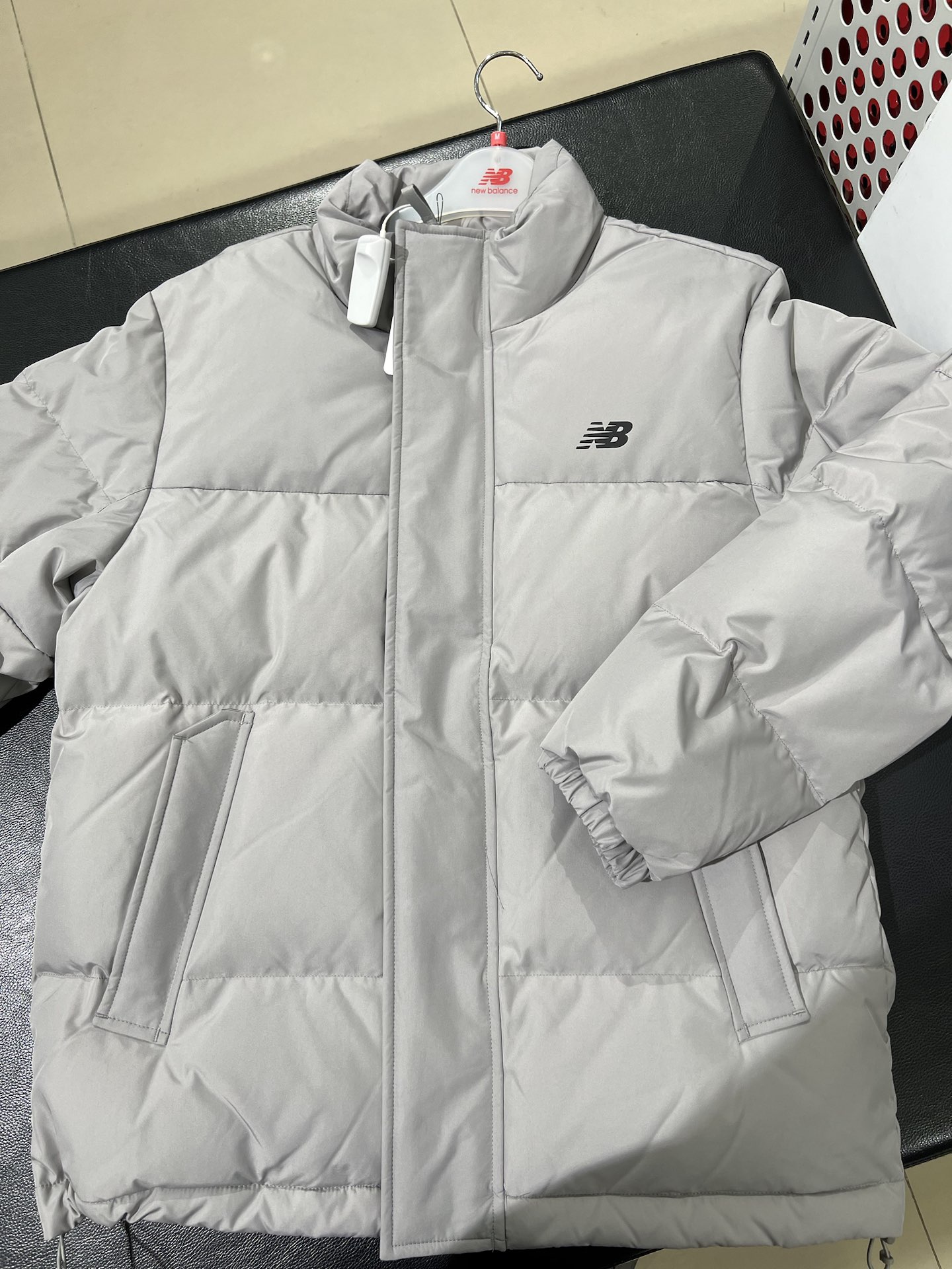 新百伦羽绒服