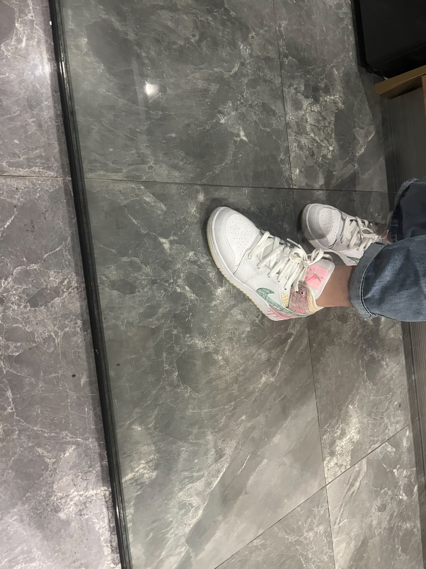 custom review-Jordan 1 Mid 'Paint Drip' GS