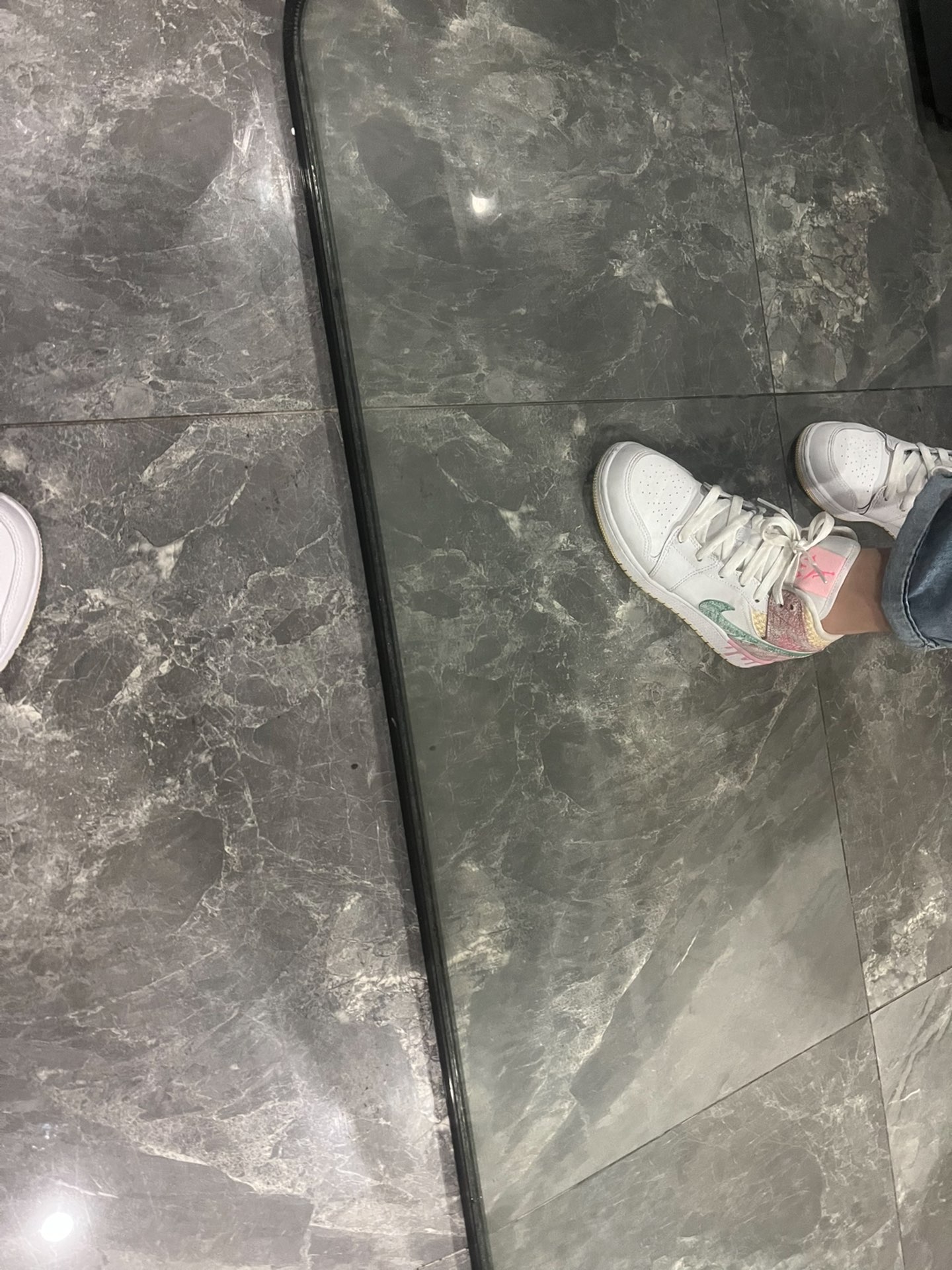 custom review-Jordan 1 Mid 'Paint Drip' GS