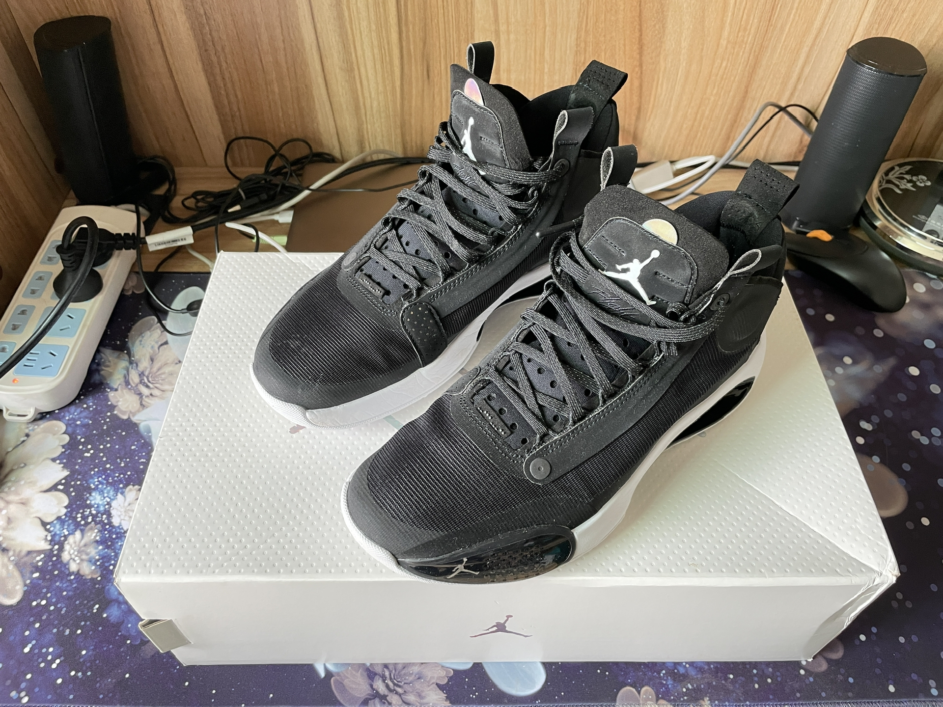 aj34 日食 42.5码