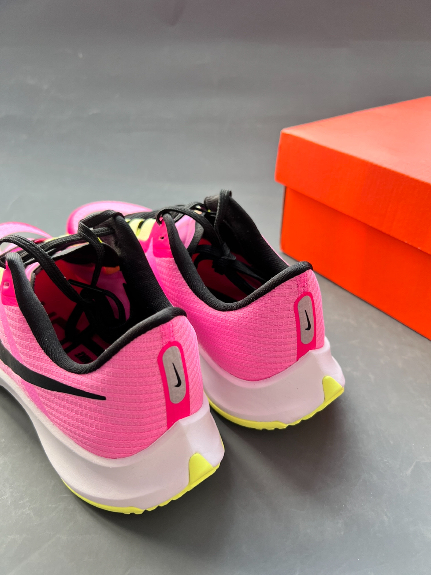 秋天的第一双跑鞋 nike zoom rival fly 3