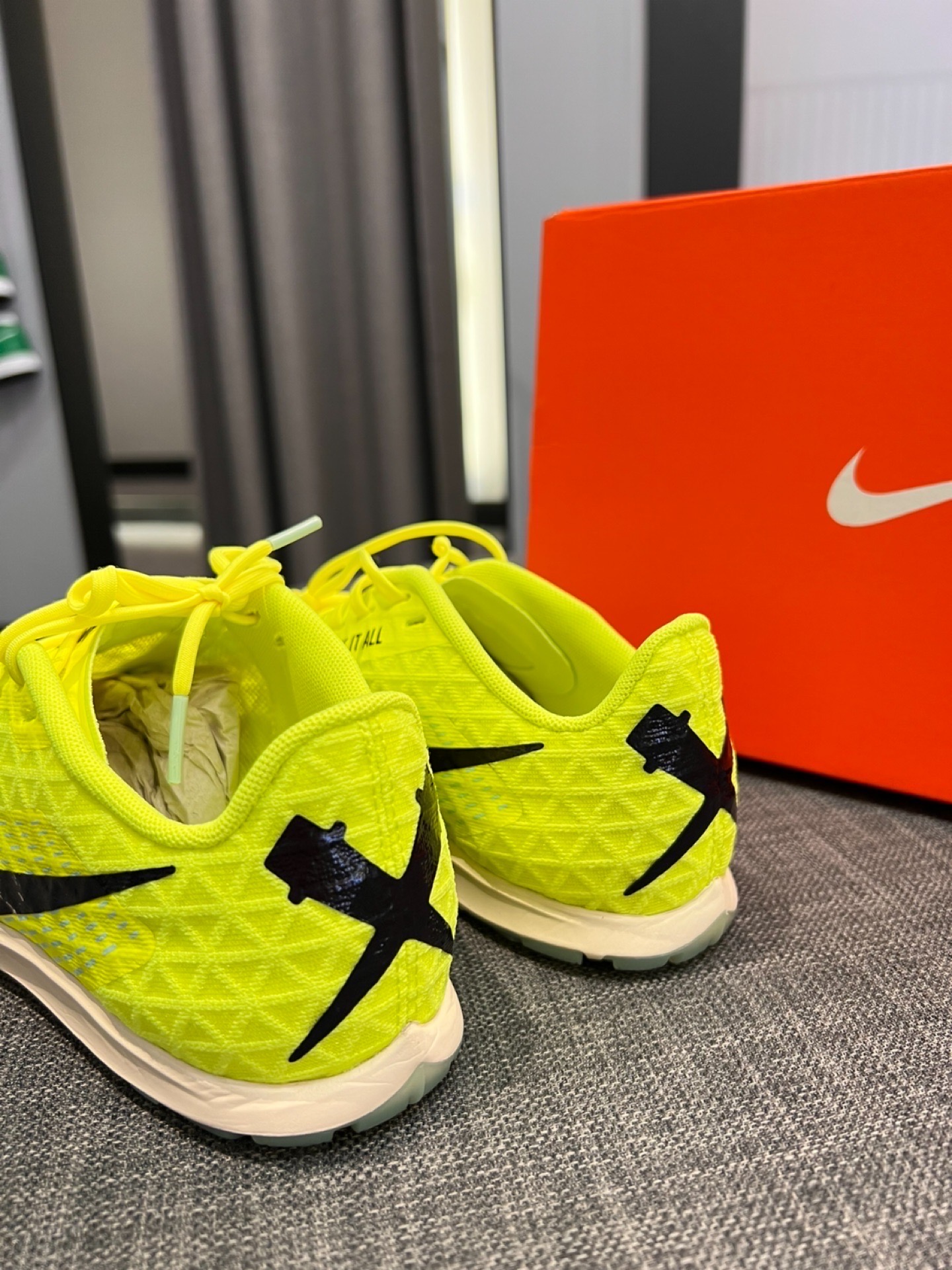 nike 好久未见的薄底跑步鞋✅✅