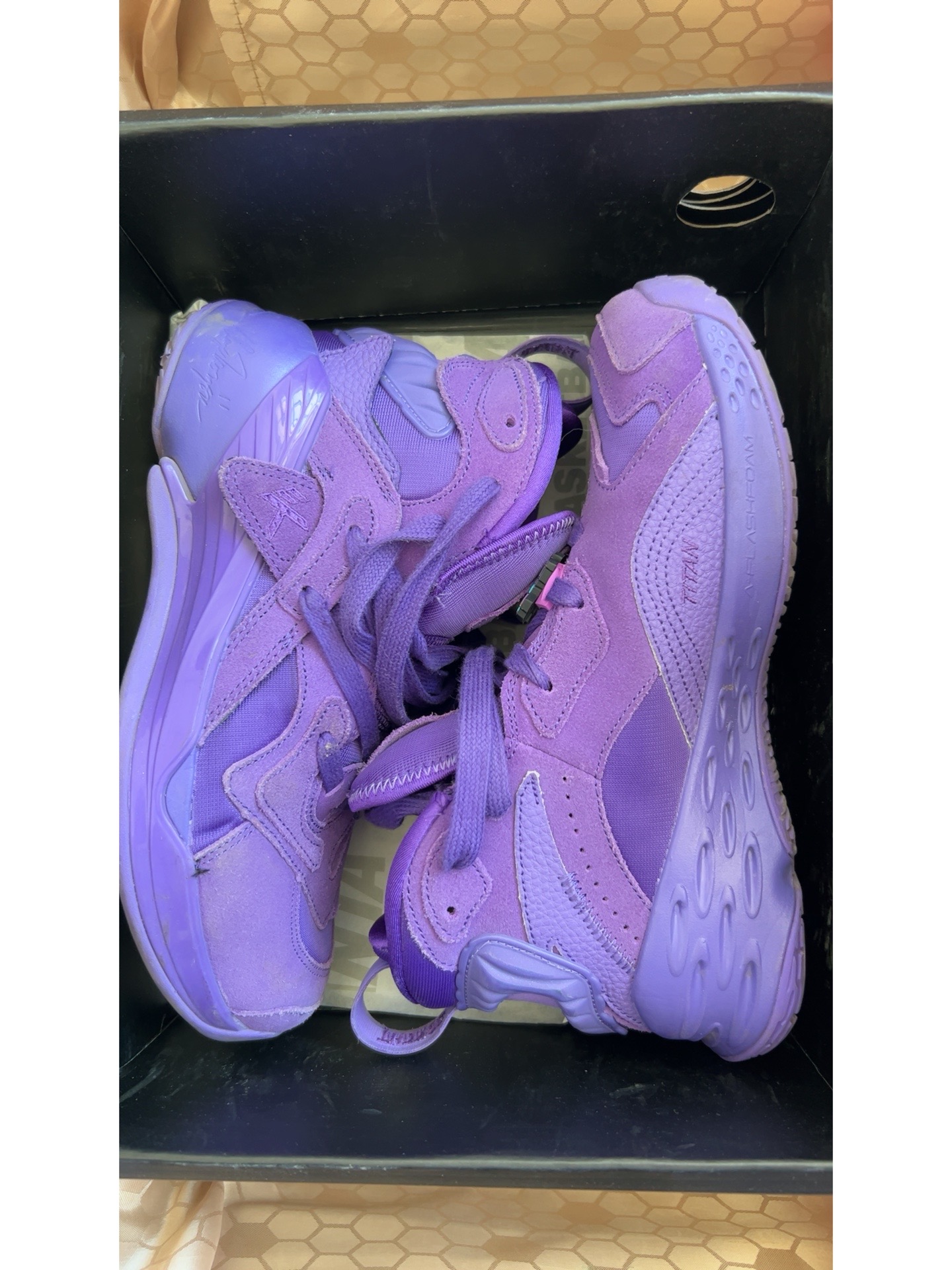 紫色篮球鞋 安踏好紫