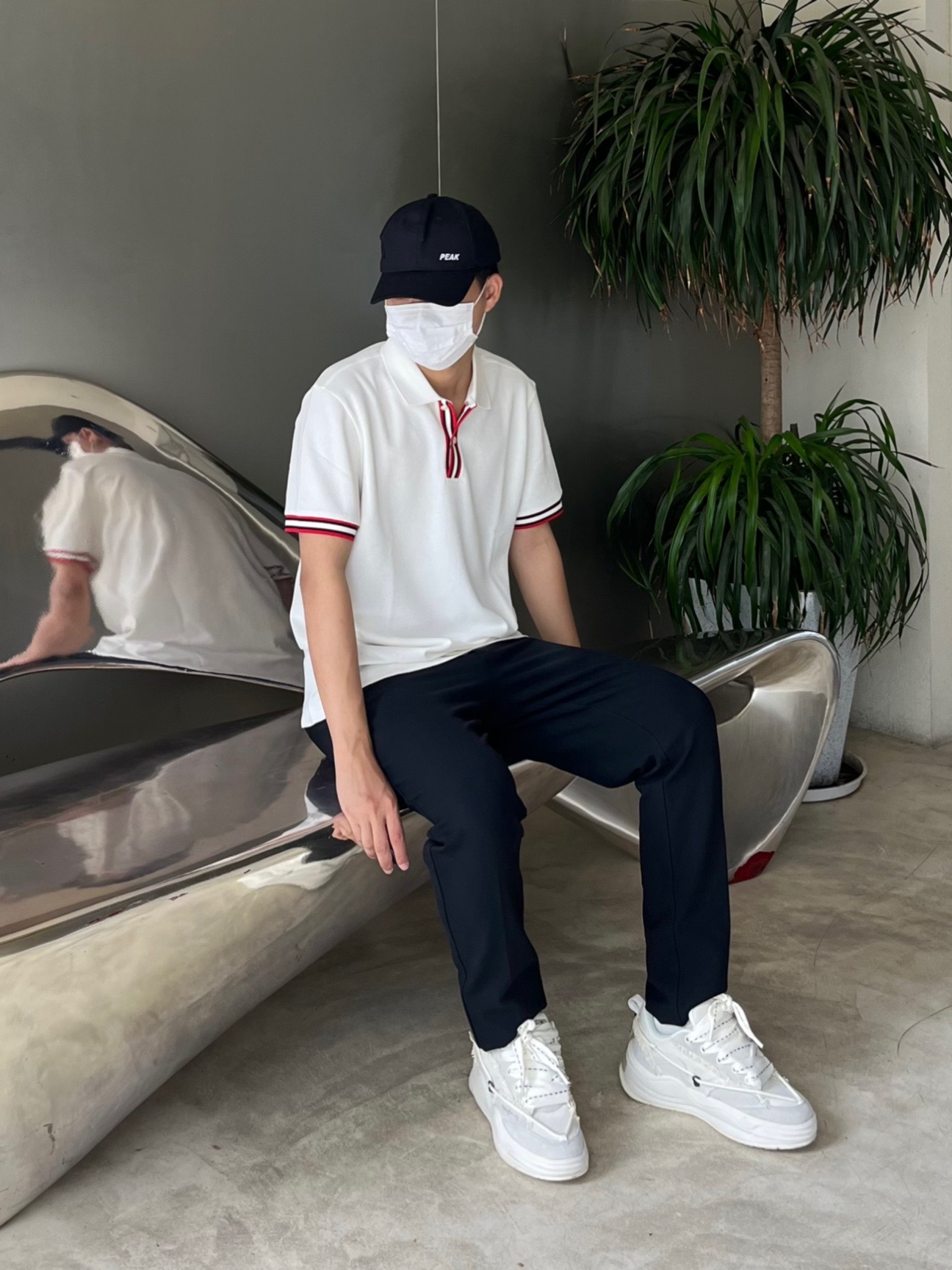 夏季清爽白色polo衫