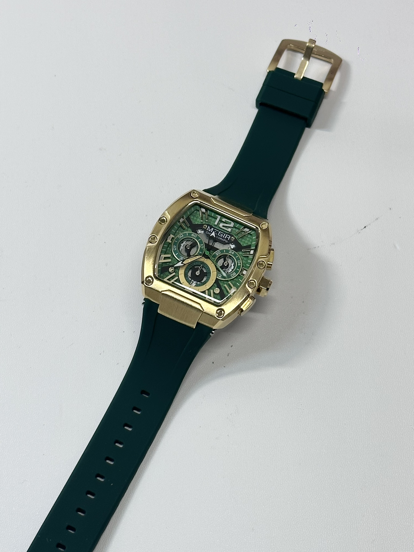 megir 美格尔的这款手表简直不要太喜欢