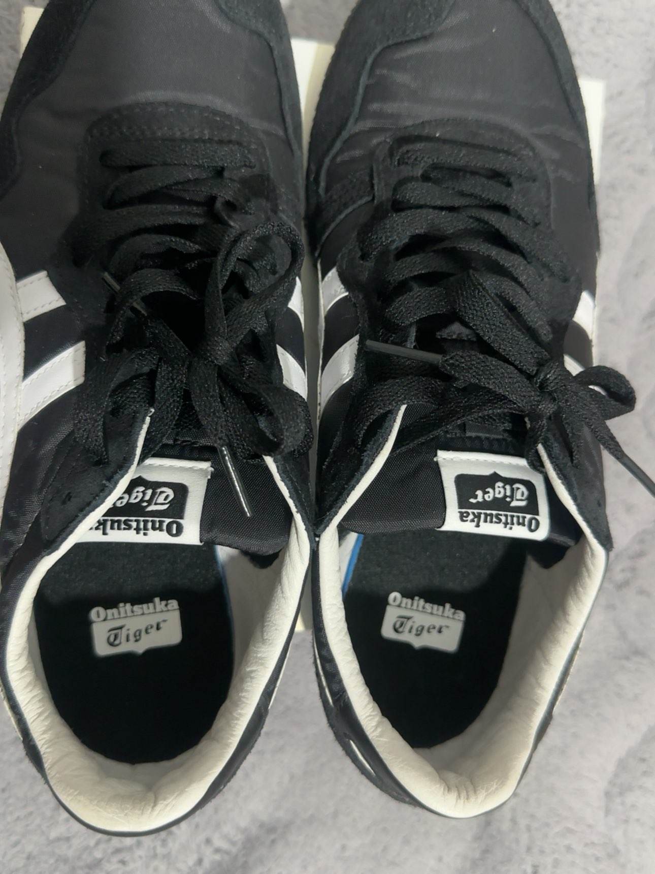 custom review-Onitsuka Tiger Serrano Black White