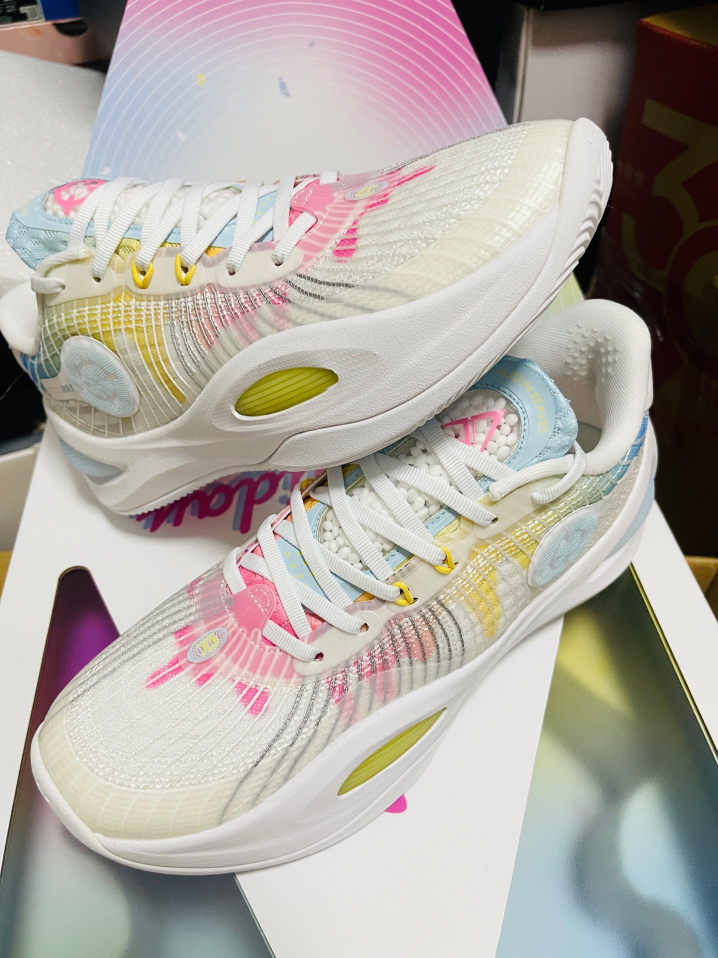 custom review-RIGORER Reeves Generation Low Top Basketball Shoes Men's White Pink Yellow