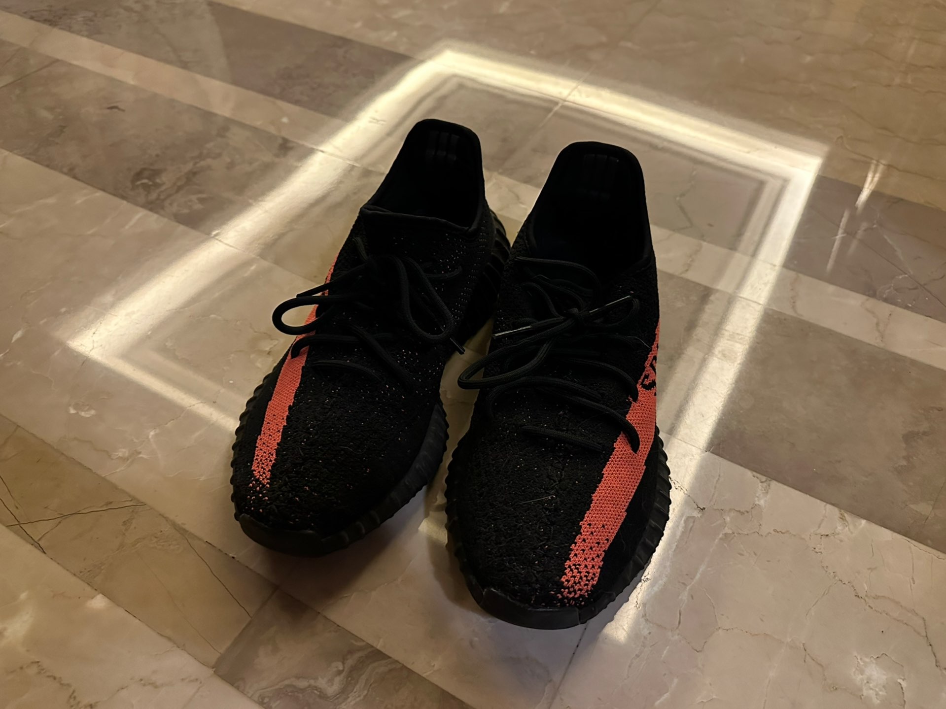 custom review-Adidas Yeezy Boost 350 V2 'Red'