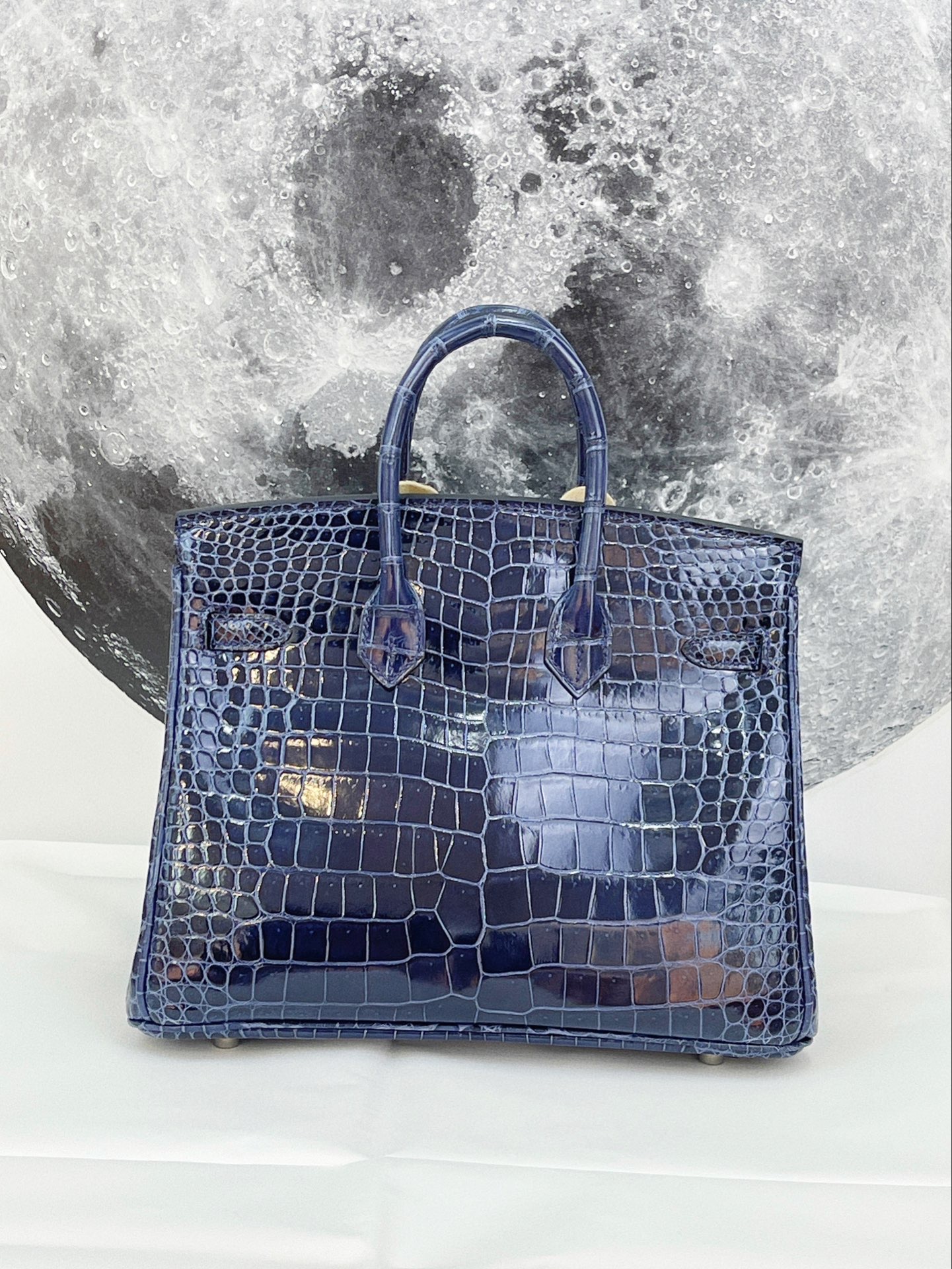 爱马仕birkin25 7k宝石蓝亮面鳄鱼皮