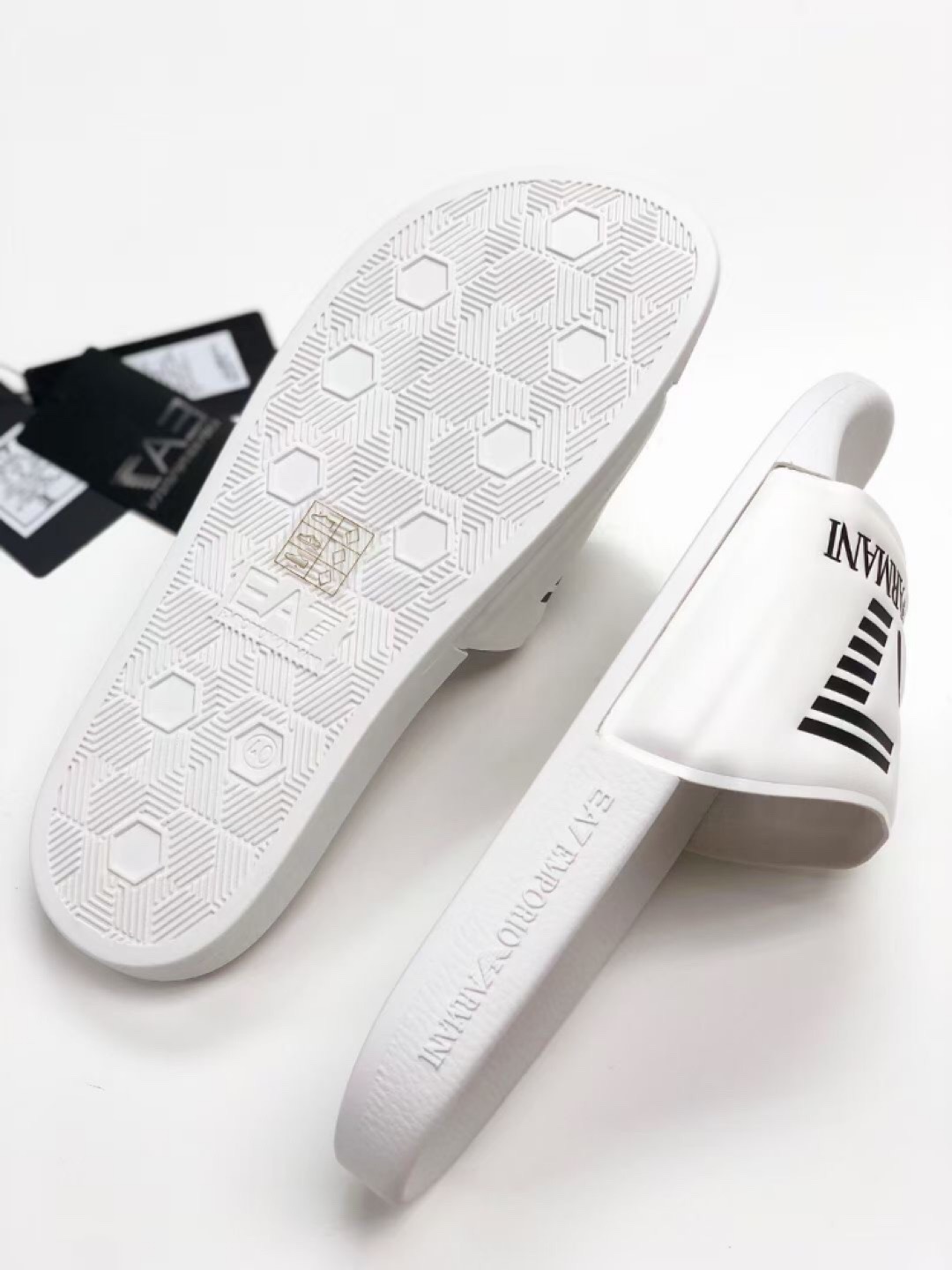 阿玛尼i 夏日拖鞋款