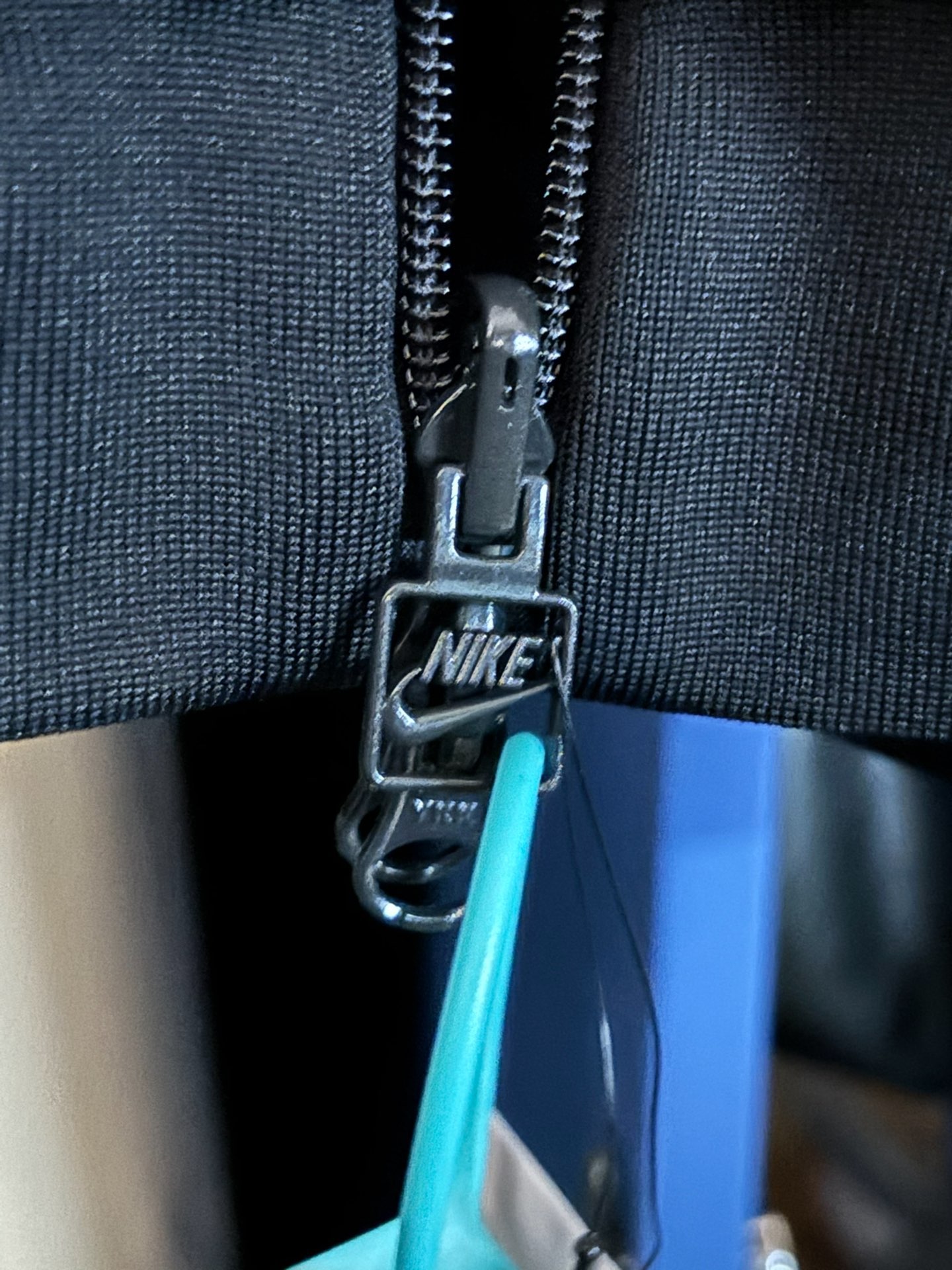 custom review-Nike Big Swoosh Reversible Boa Jacket Asia Sizing Black White