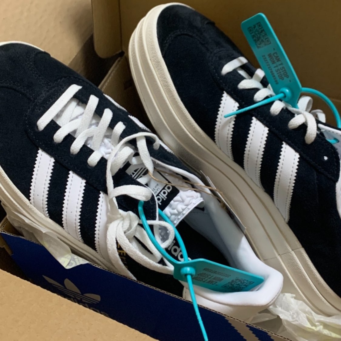 custom review-Adidas Originals Gazelle Bold Core Black White Women's