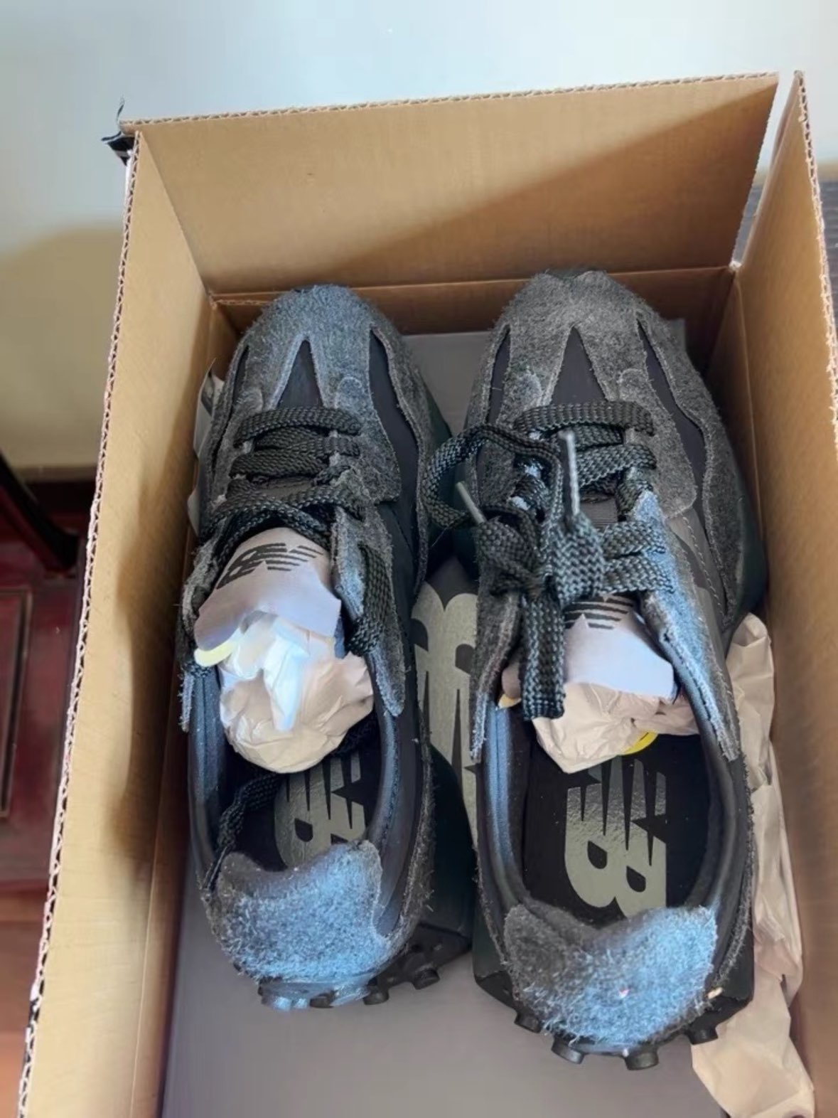 custom review-New Balance 327 Phantom Black
